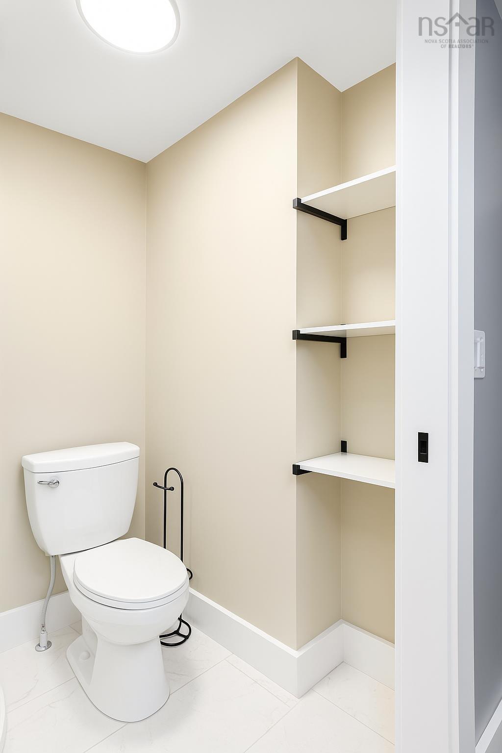 $597,000.00: 7602 Highway 8, South Brookfield