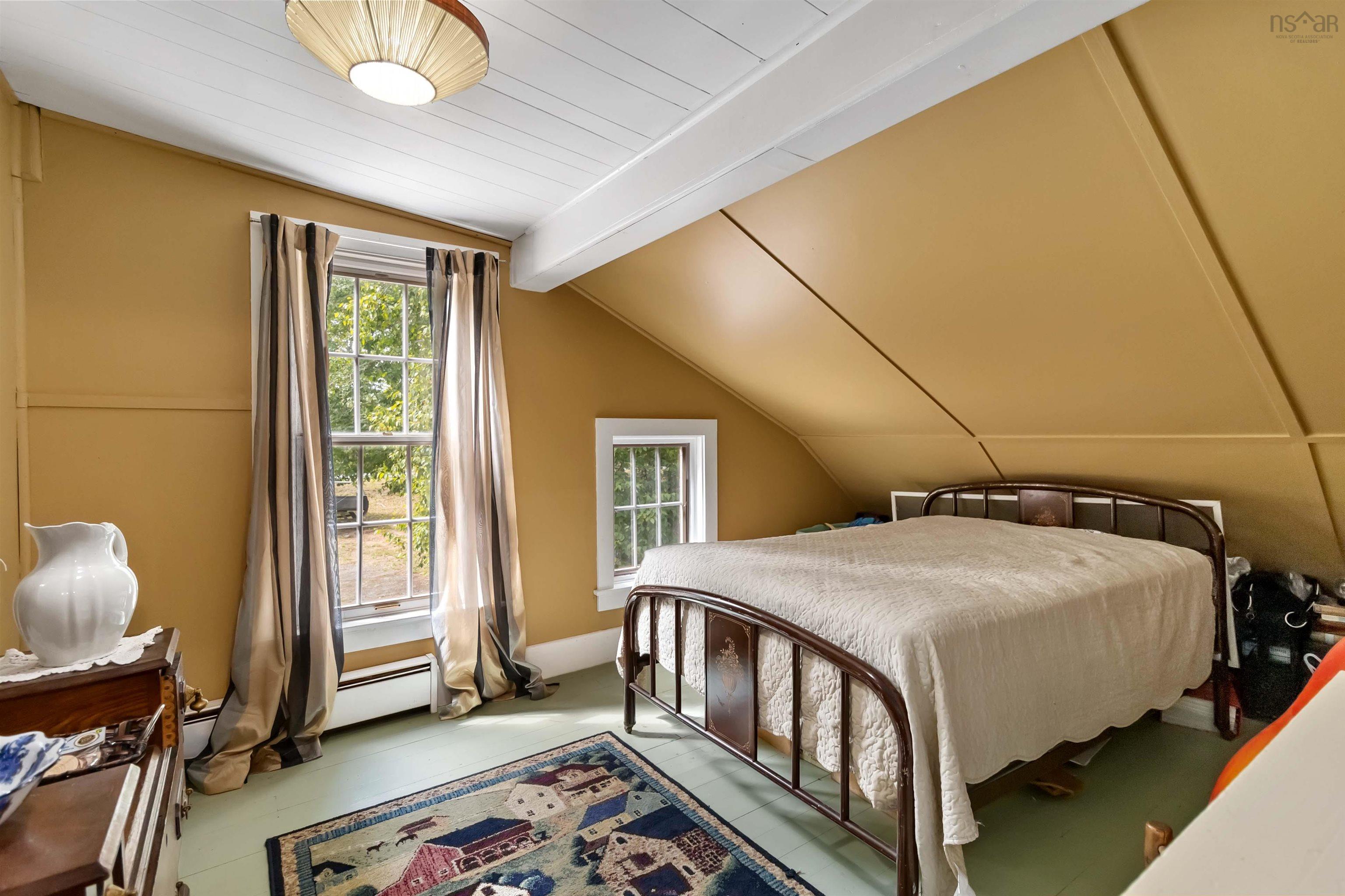 $597,000.00: 7602 Highway 8, South Brookfield