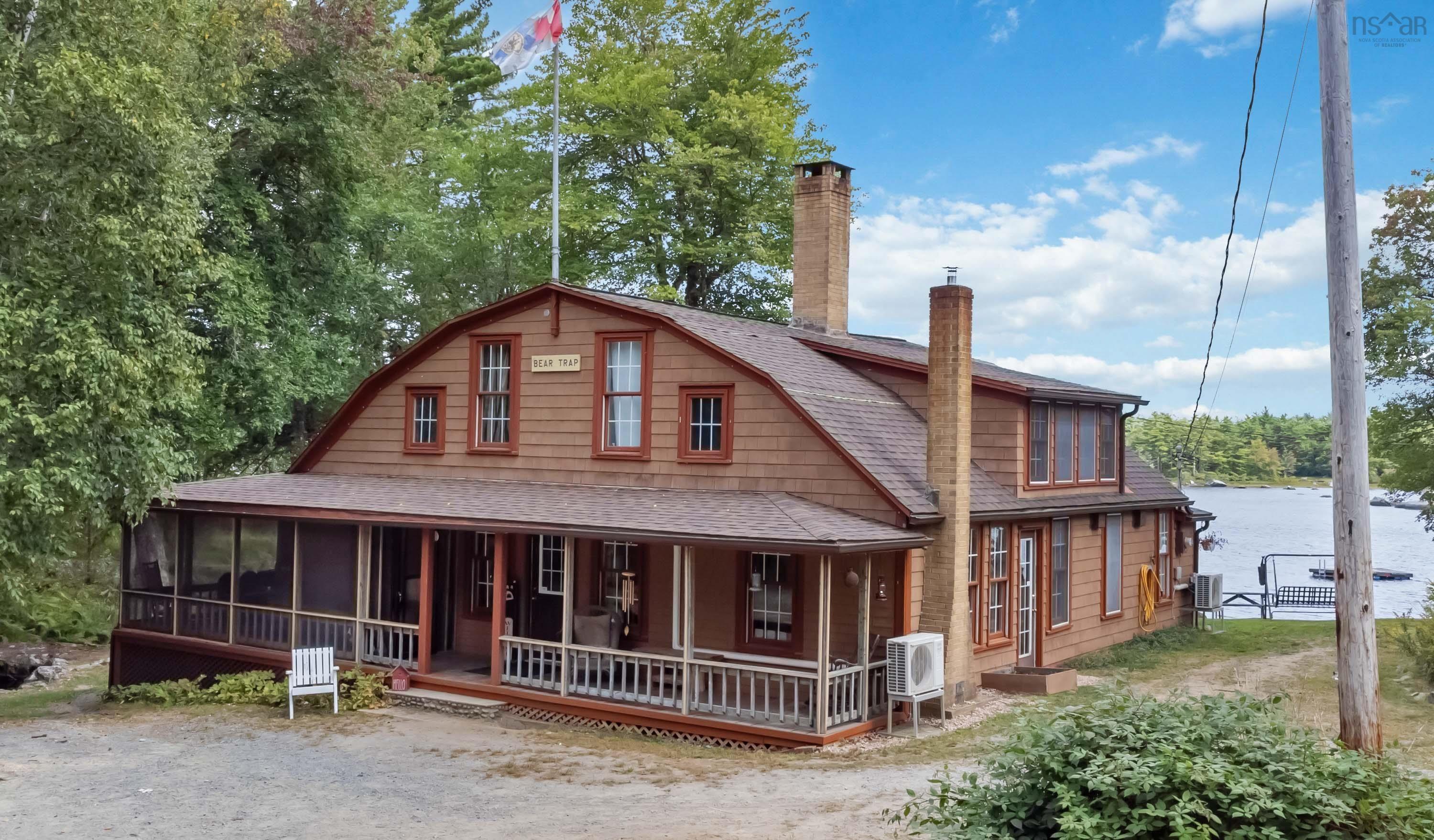 $597,000.00: 7602 Highway 8, South Brookfield