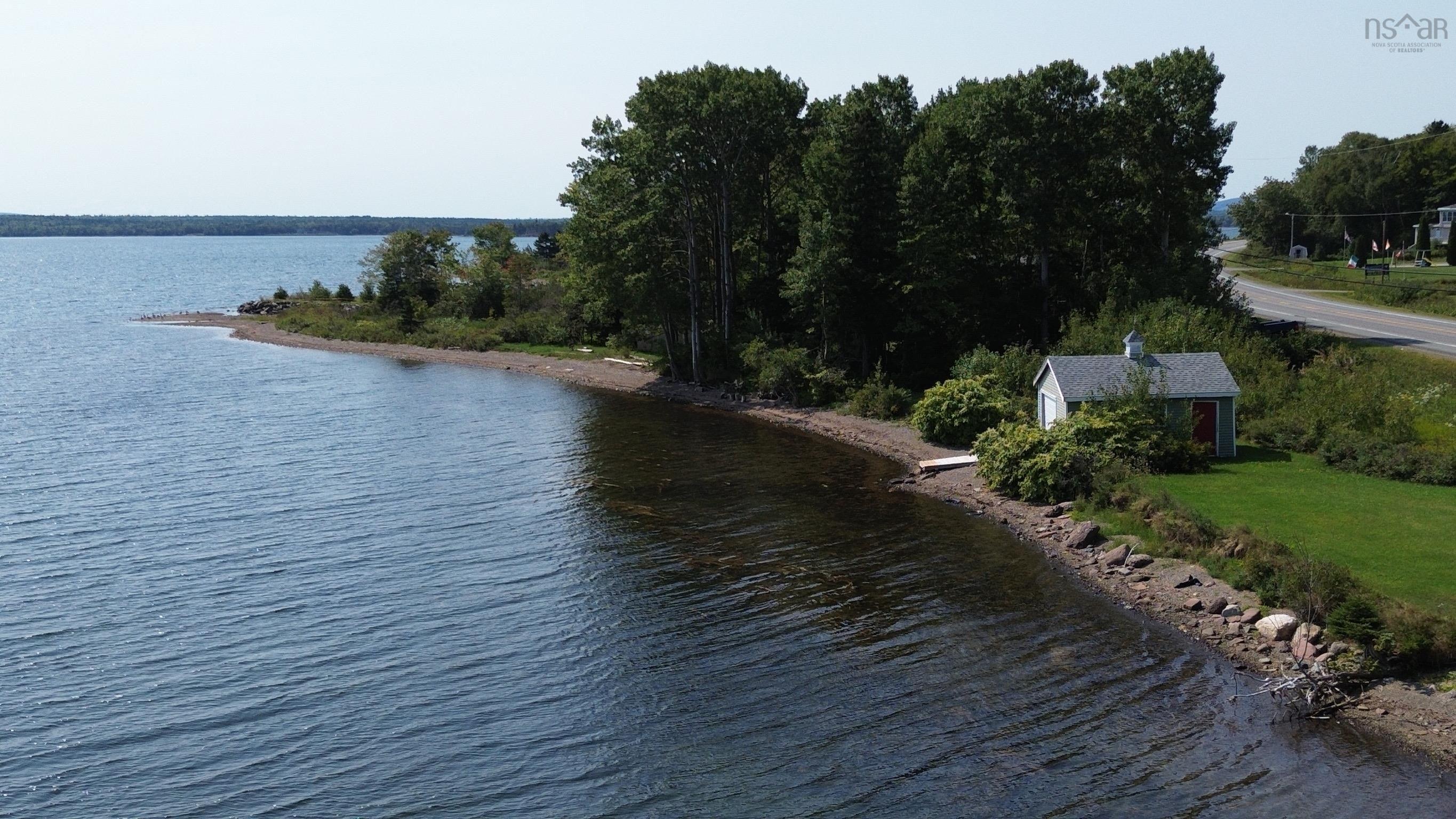 $398,000.00: 10335 Highway 105, Aberdeen