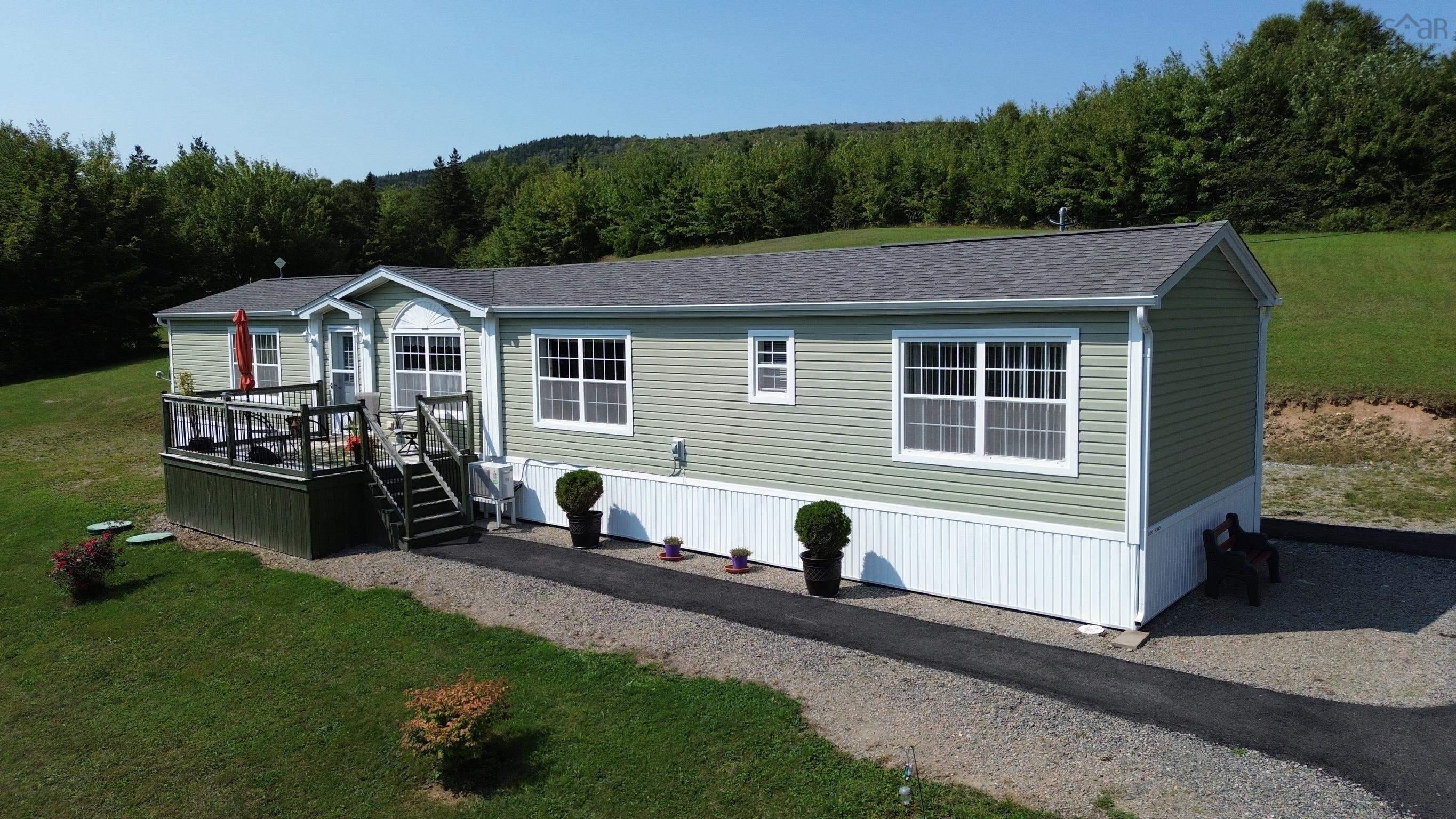 $398,000.00: 10335 Highway 105, Aberdeen