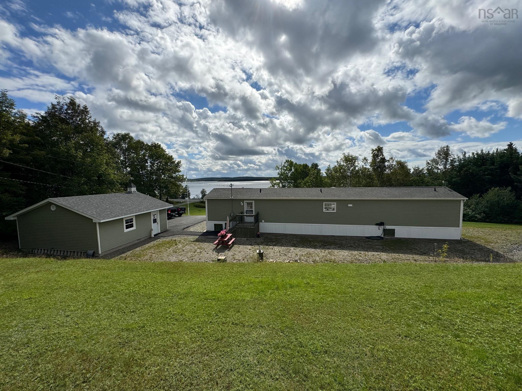 $398,000.00: 10335 Highway 105, Aberdeen
