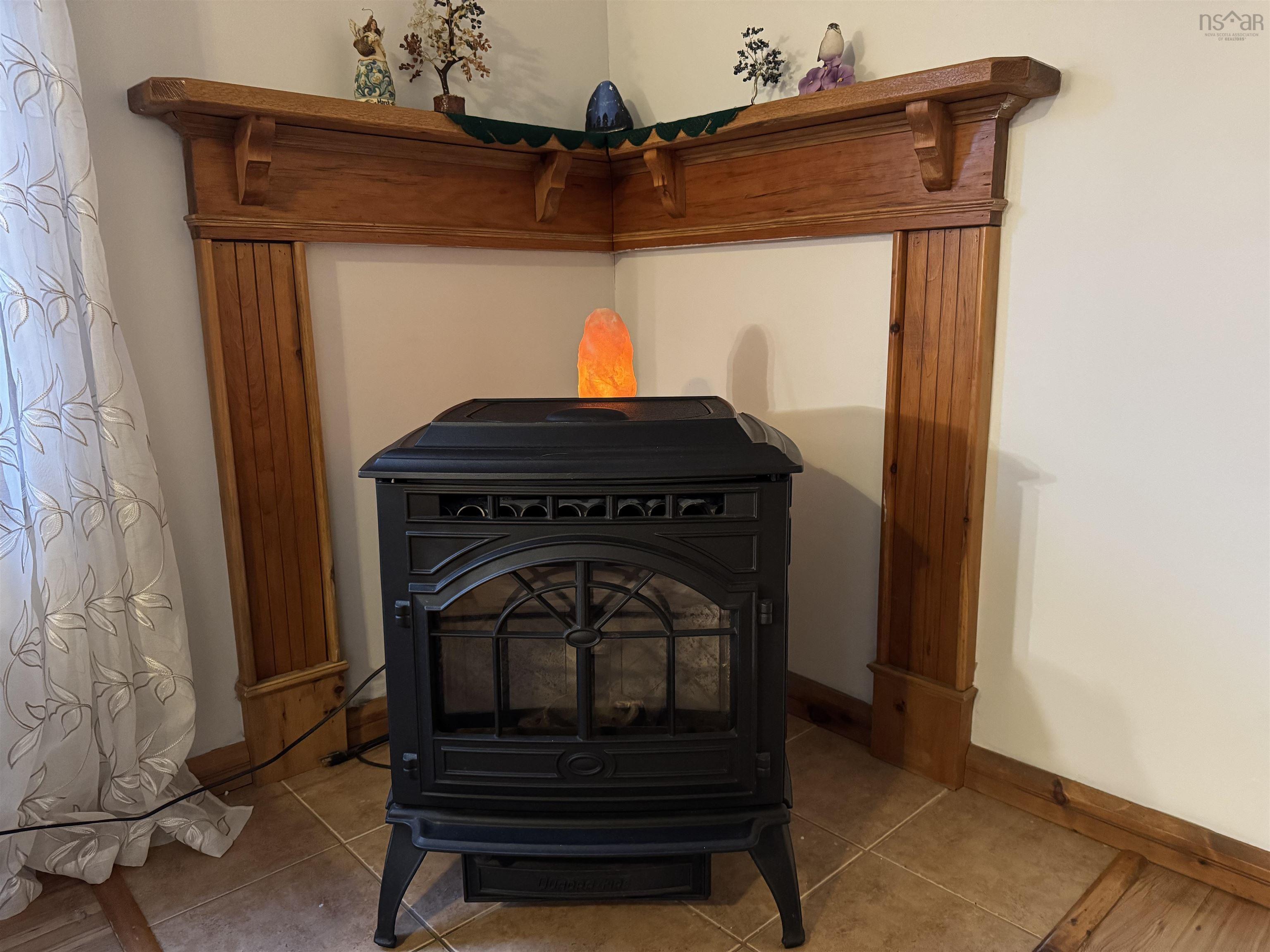 $259,999.00: 99 Glenwood Street, Milton