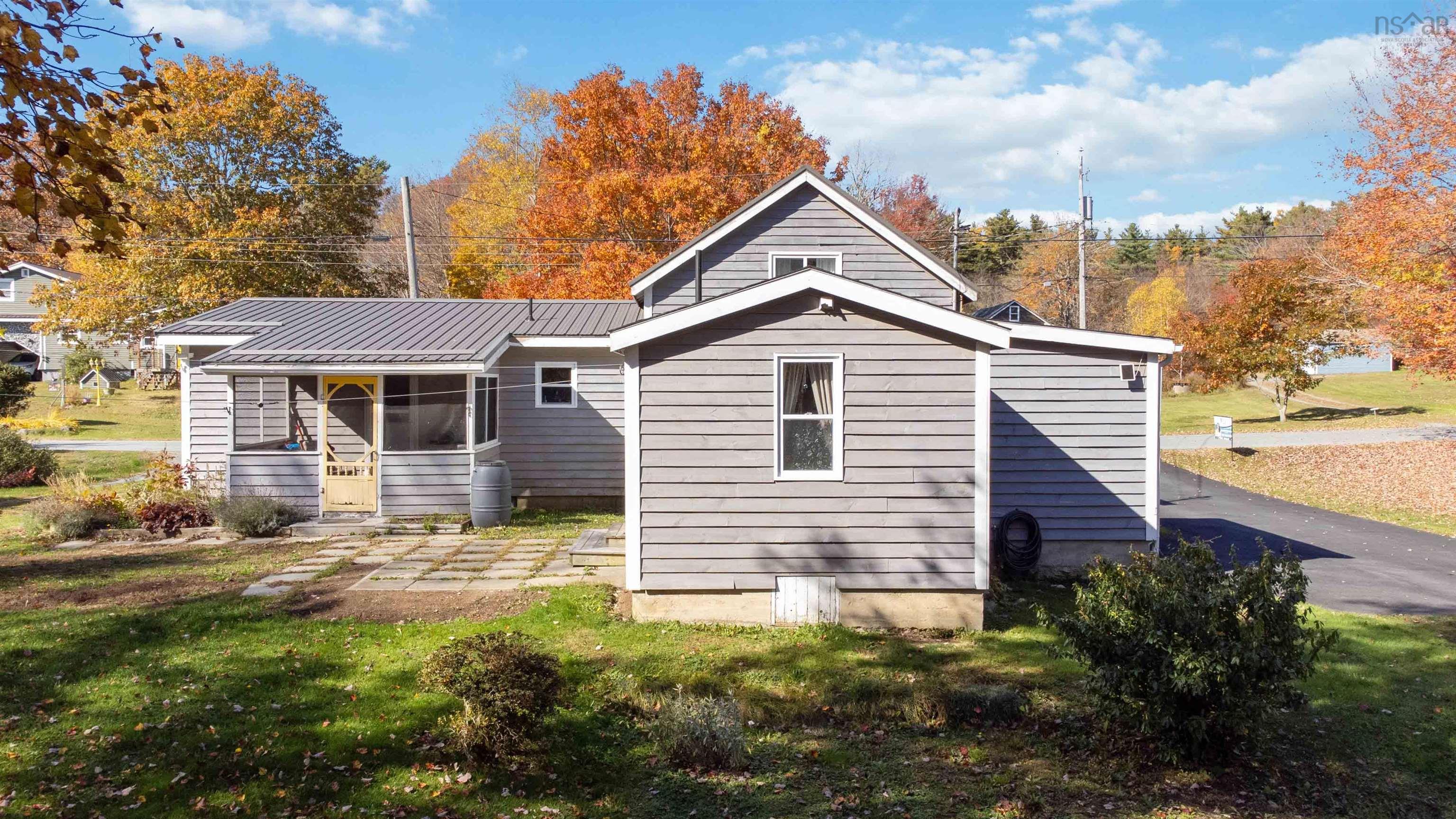 $259,999.00: 99 Glenwood Street, Milton