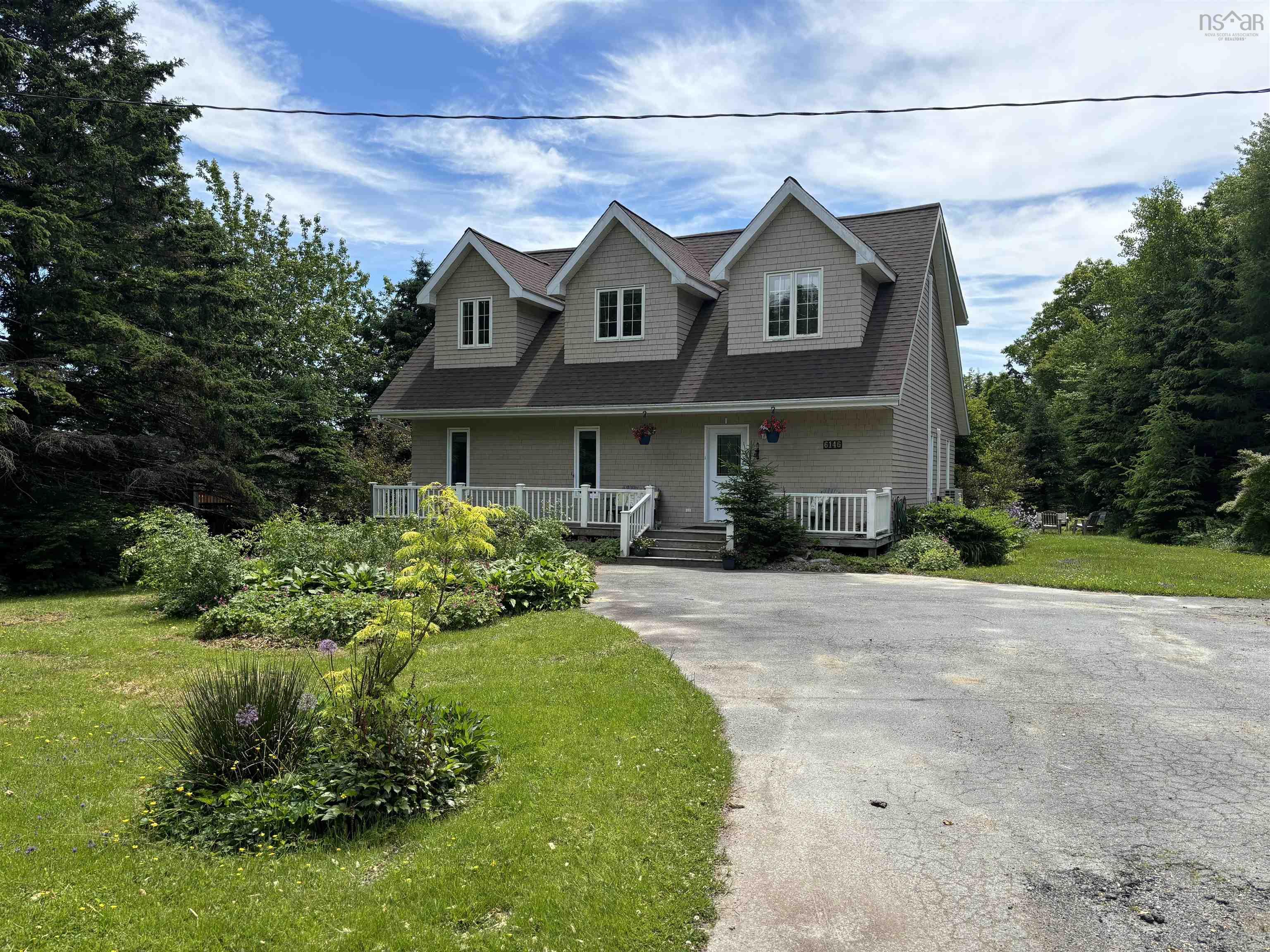 $899,900.00: 6146 St Margaret