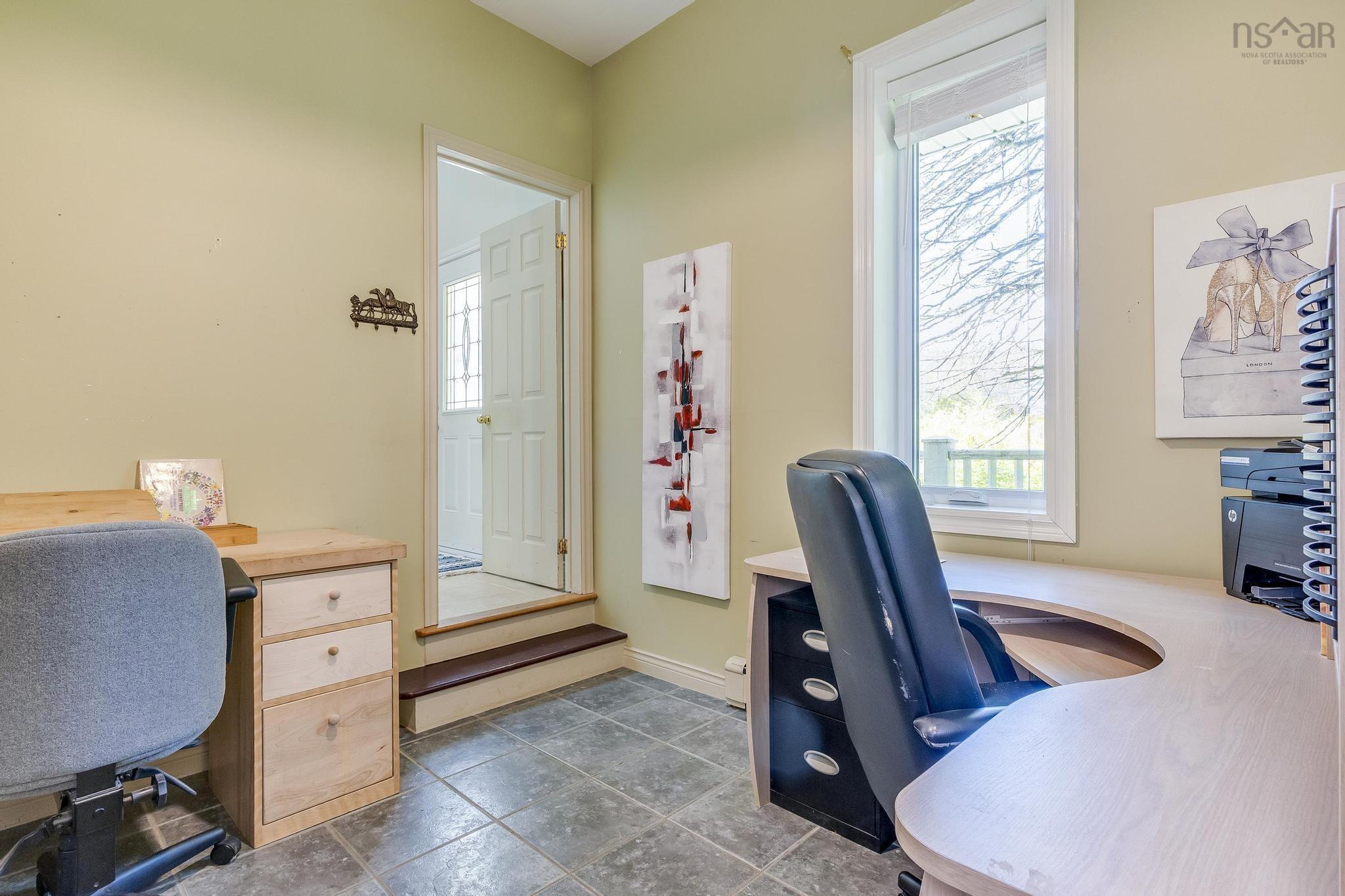 $899,900.00: 6146 St Margaret