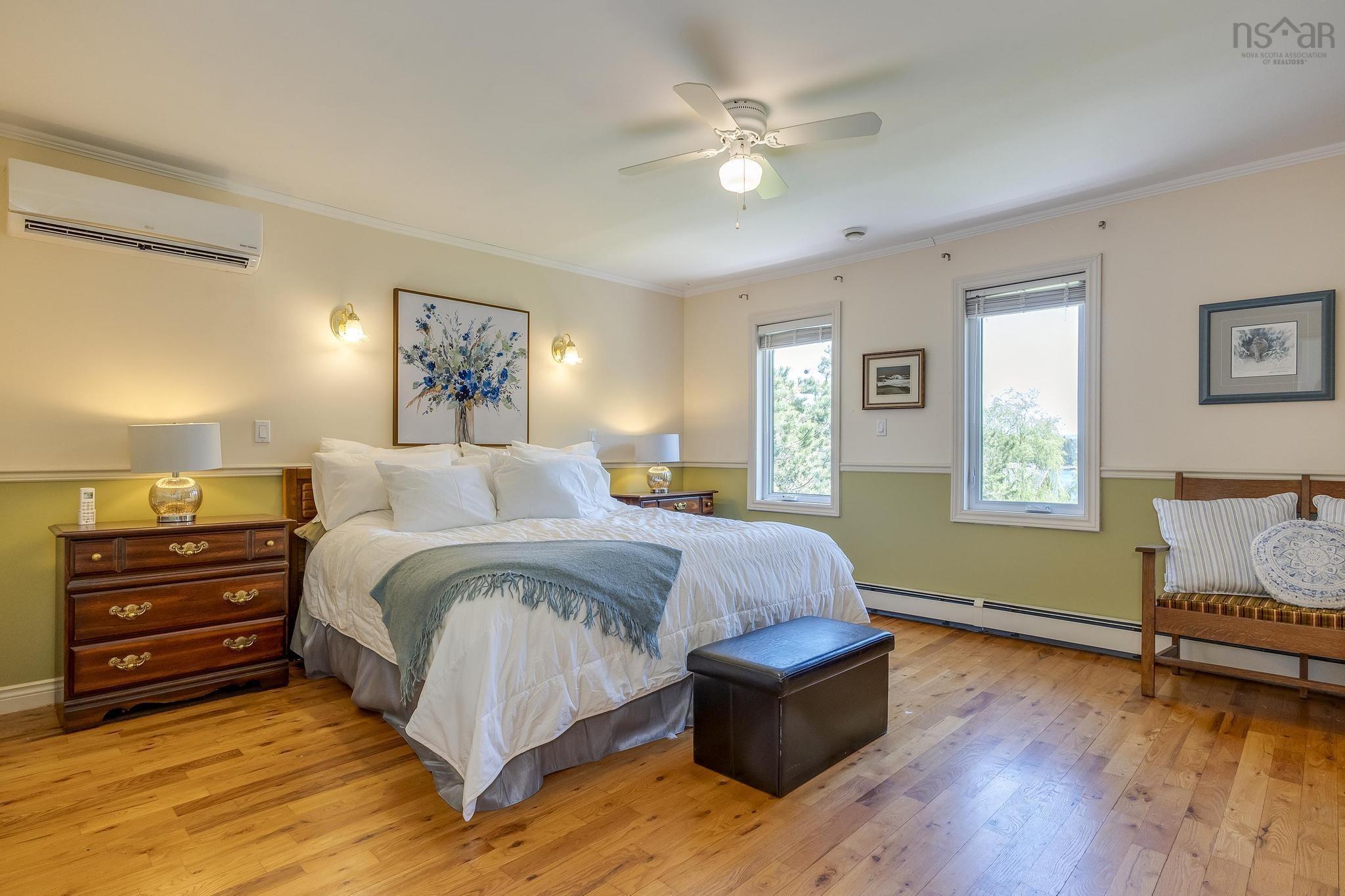 $899,900.00: 6146 St Margaret