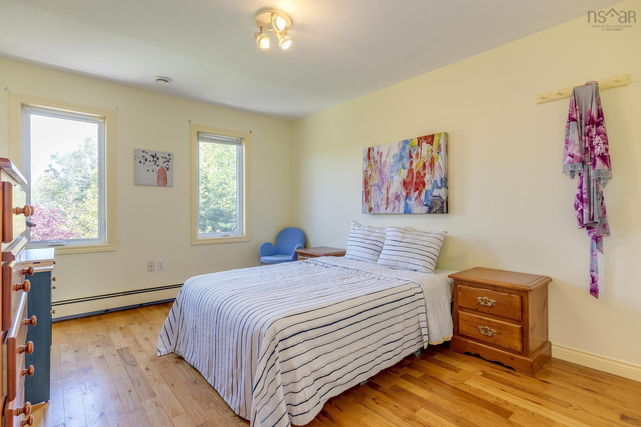 $899,900.00: 6146 St Margaret