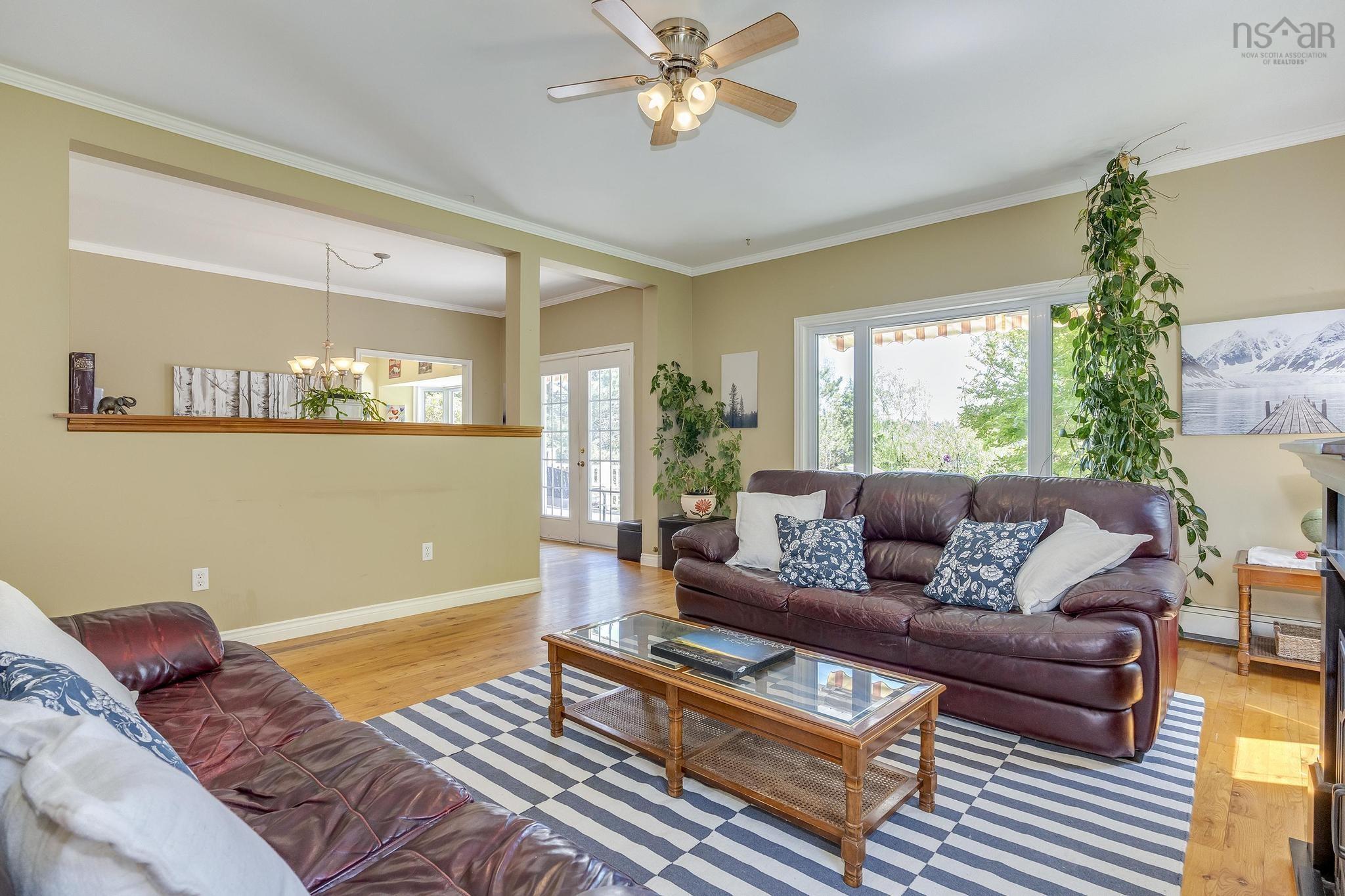 $899,900.00: 6146 St Margaret