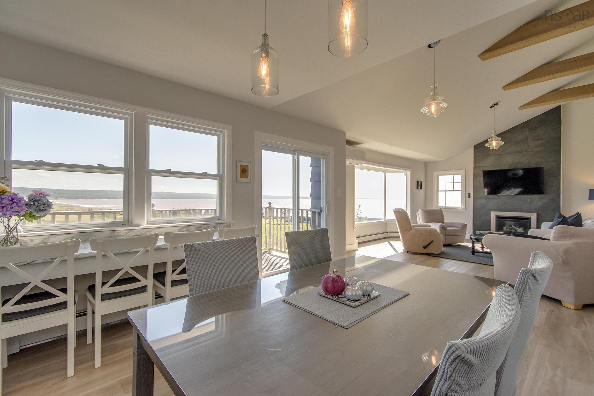 $525,000.00: 1506 Cape Split Road, Scots Bay