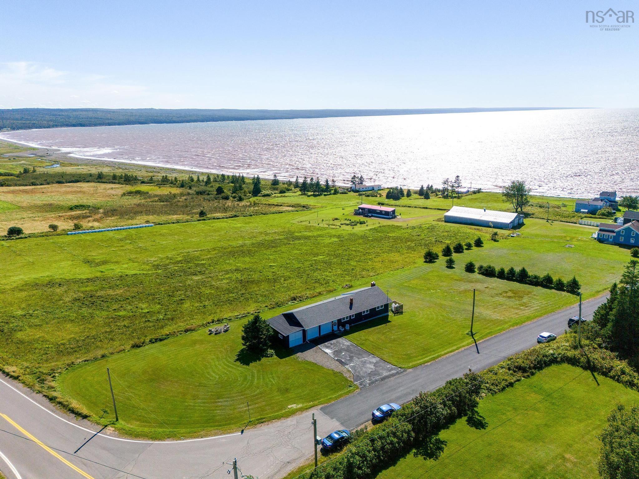 $525,000.00: 1506 Cape Split Road, Scots Bay