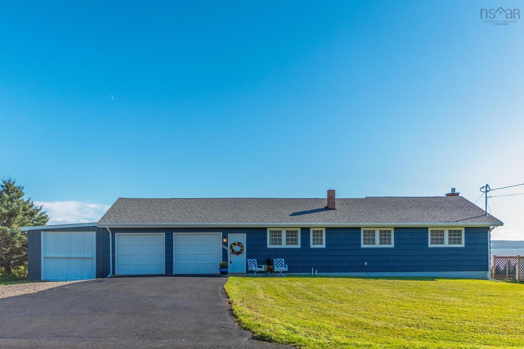 $525,000.00: 1506 Cape Split Road, Scots Bay