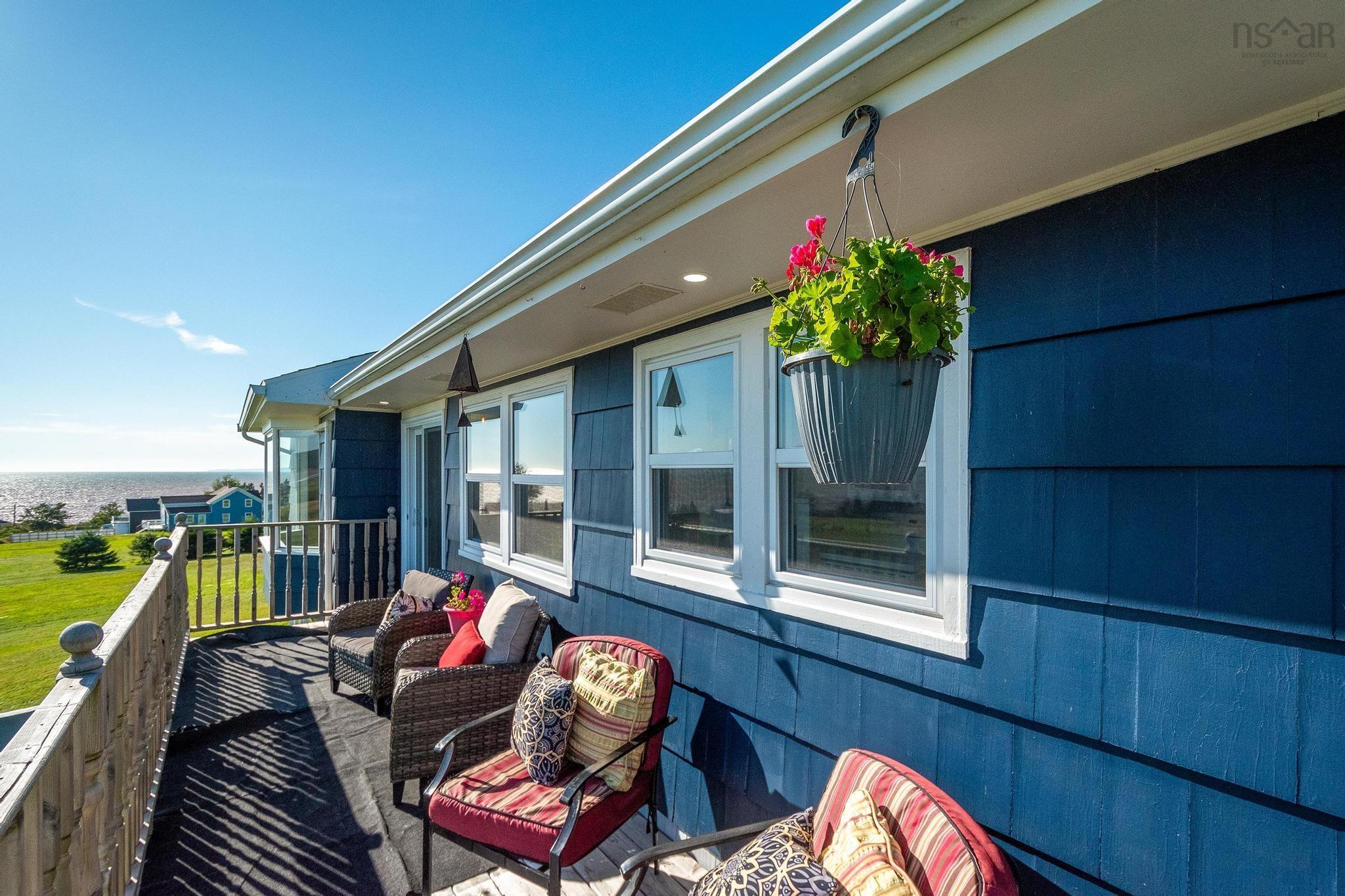 $525,000.00: 1506 Cape Split Road, Scots Bay