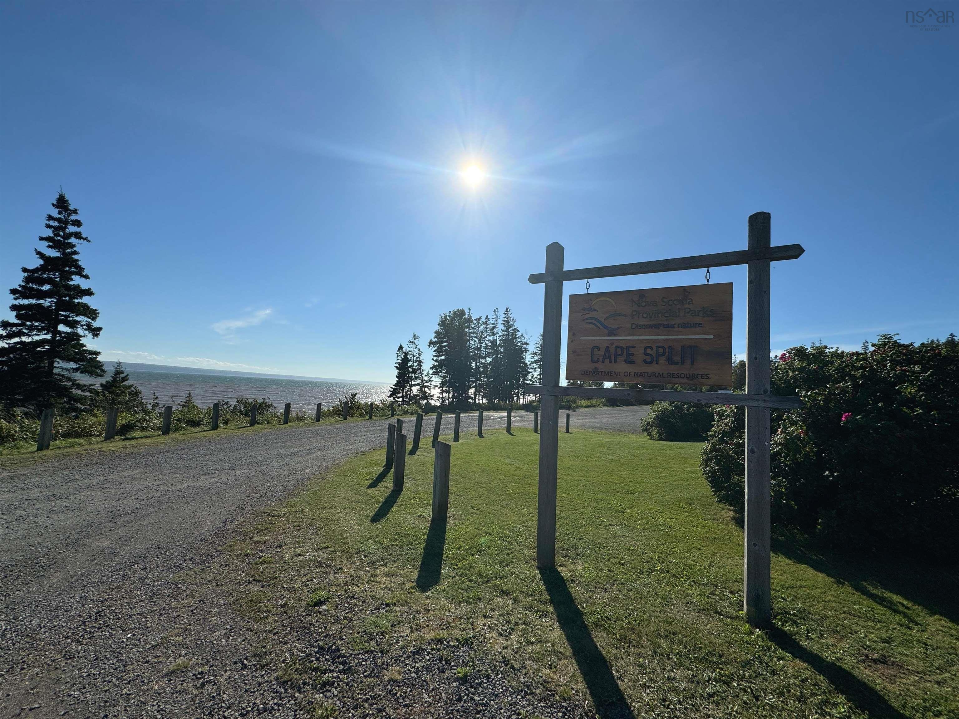 $525,000.00: 1506 Cape Split Road, Scots Bay