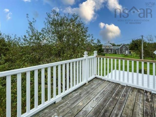 $359,900.00: 171 Round Bay Ferry Road, Round Bay
