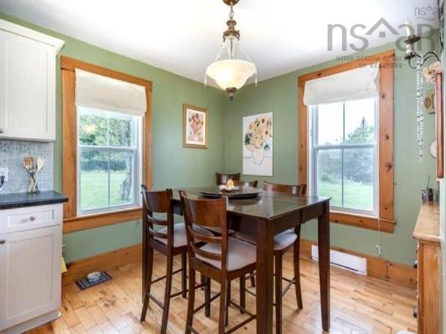 $359,900.00: 171 Round Bay Ferry Road, Round Bay