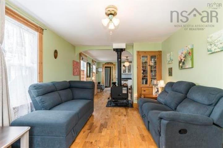 $359,900.00: 171 Round Bay Ferry Road, Round Bay