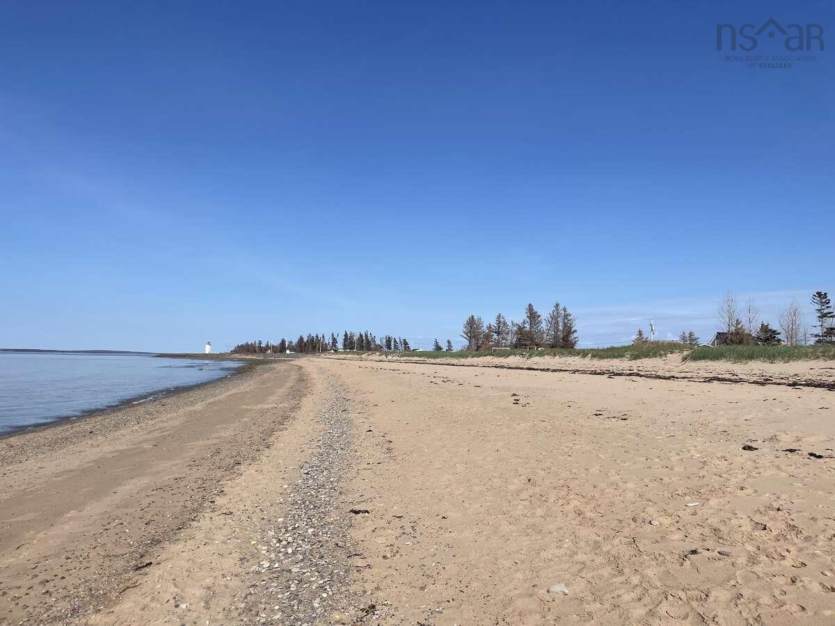 $599,900.00: 1613 Caribou Island Road, Caribou Island