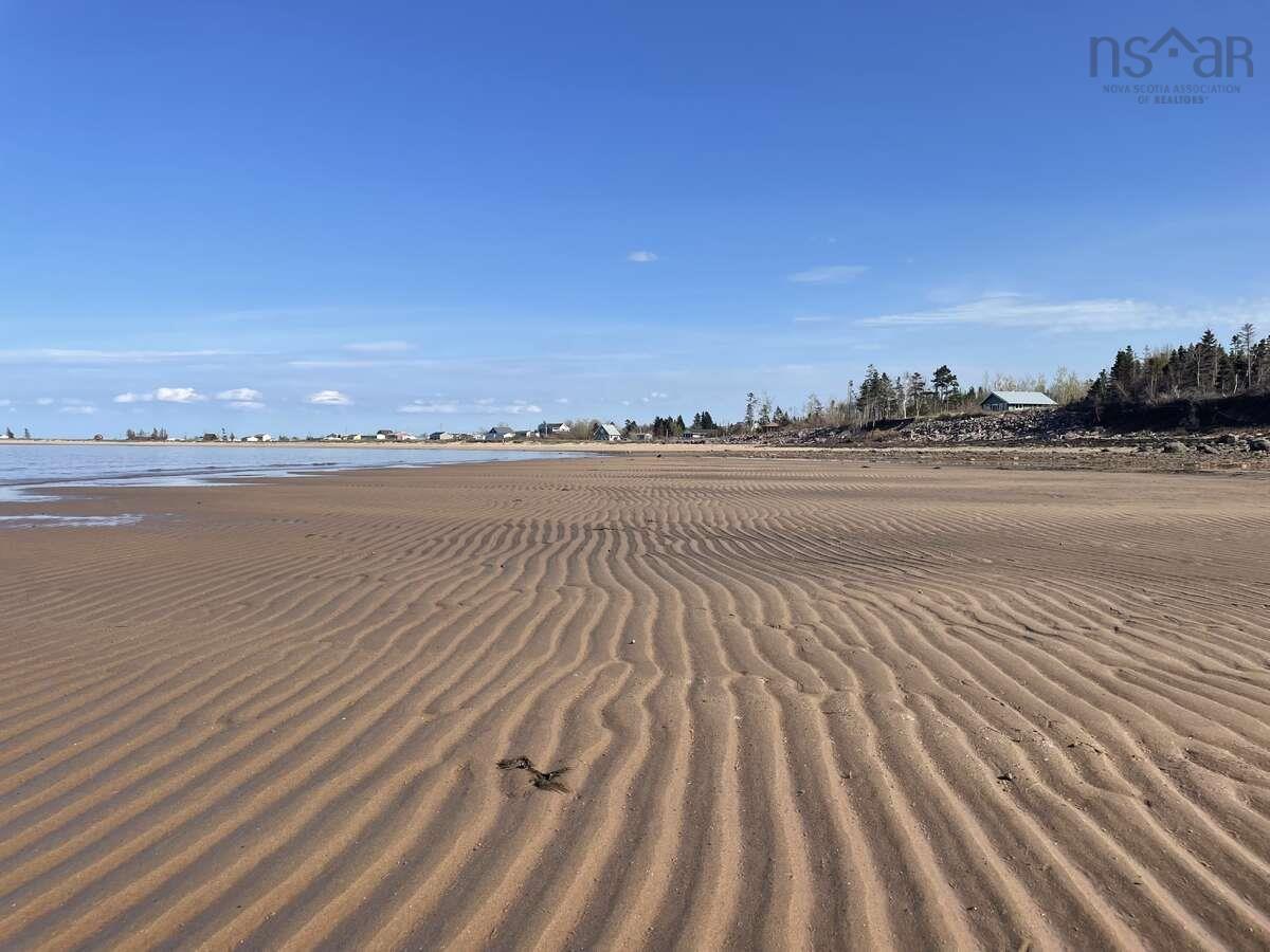 $599,900.00: 1613 Caribou Island Road, Caribou Island
