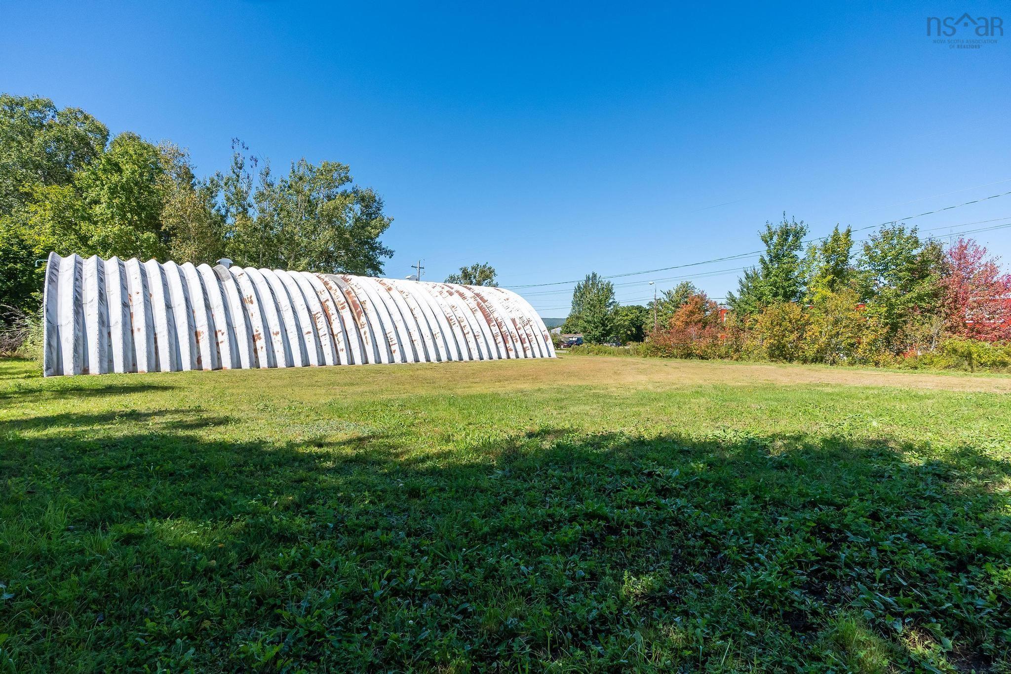 $100,000.00: 11 Middle Road, Lawrencetown