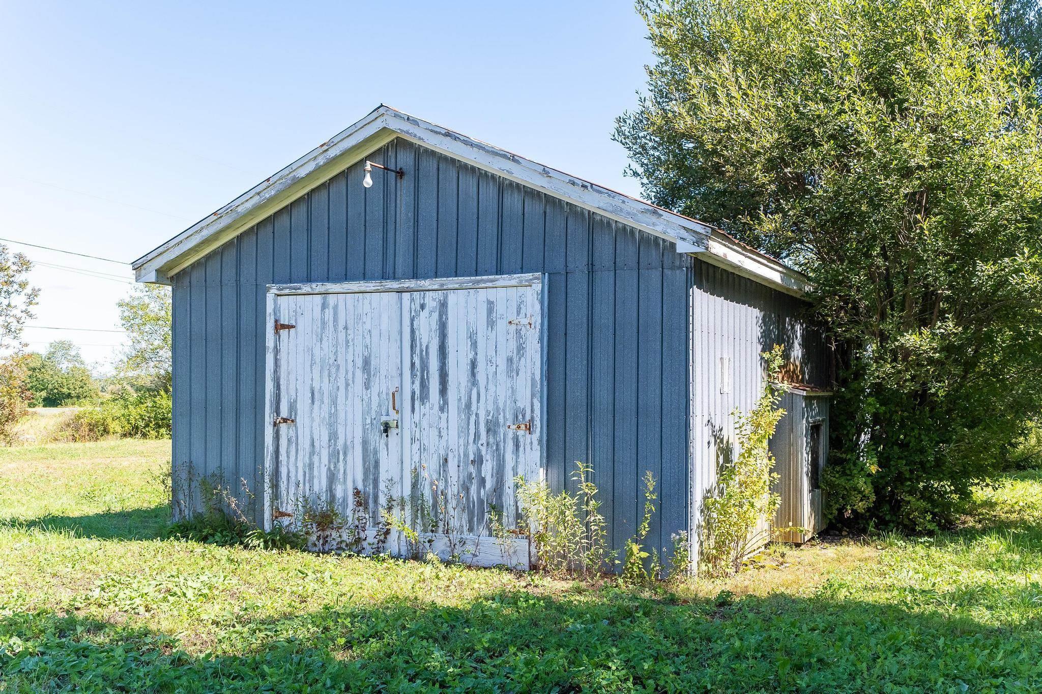 $100,000.00: 11 Middle Road, Lawrencetown