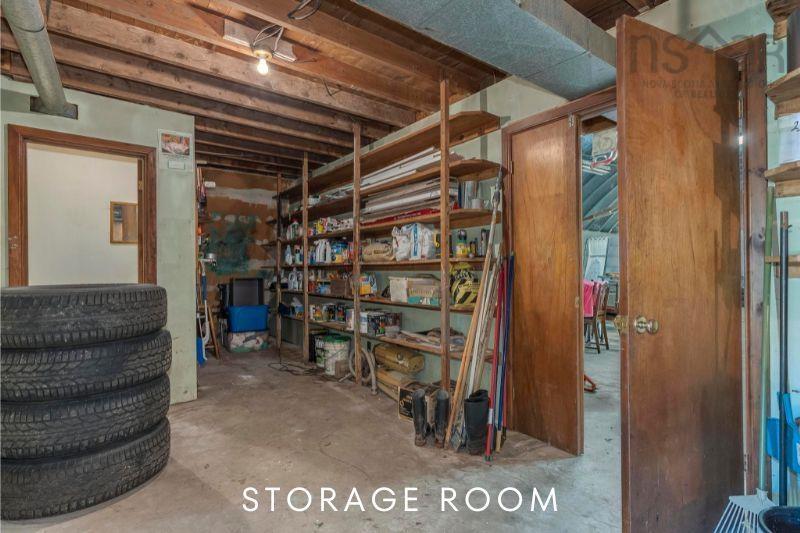 $100,000.00: 11 Middle Road, Lawrencetown