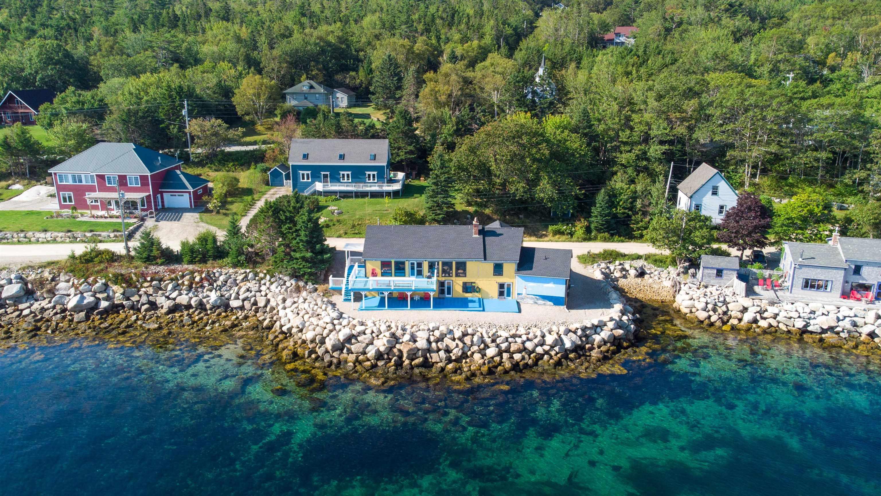 $989,900.00: 501 Mill Cove Shore Rd, Birchy Head