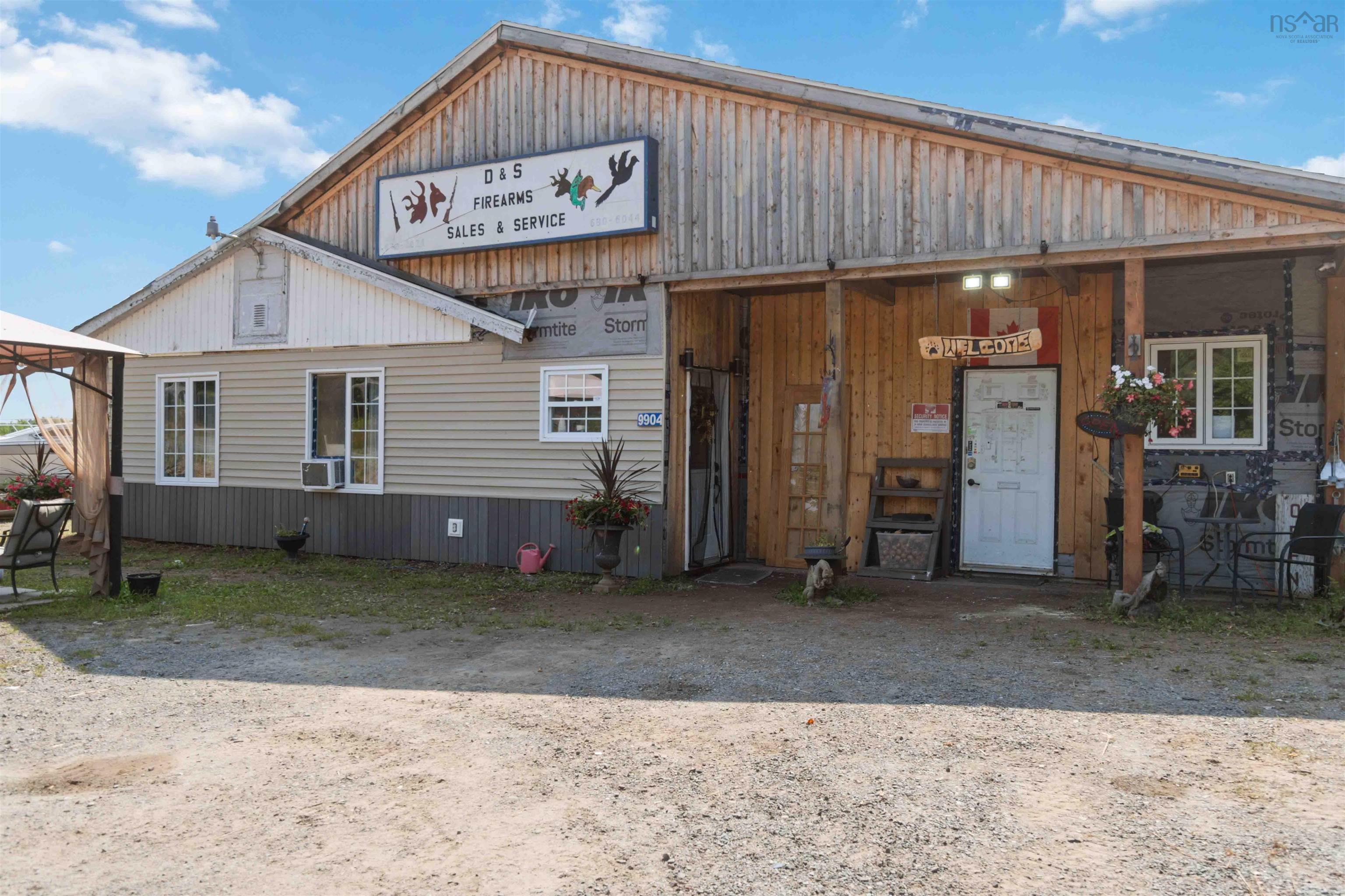 $435,000.00: 9904 Highway 221, Canning