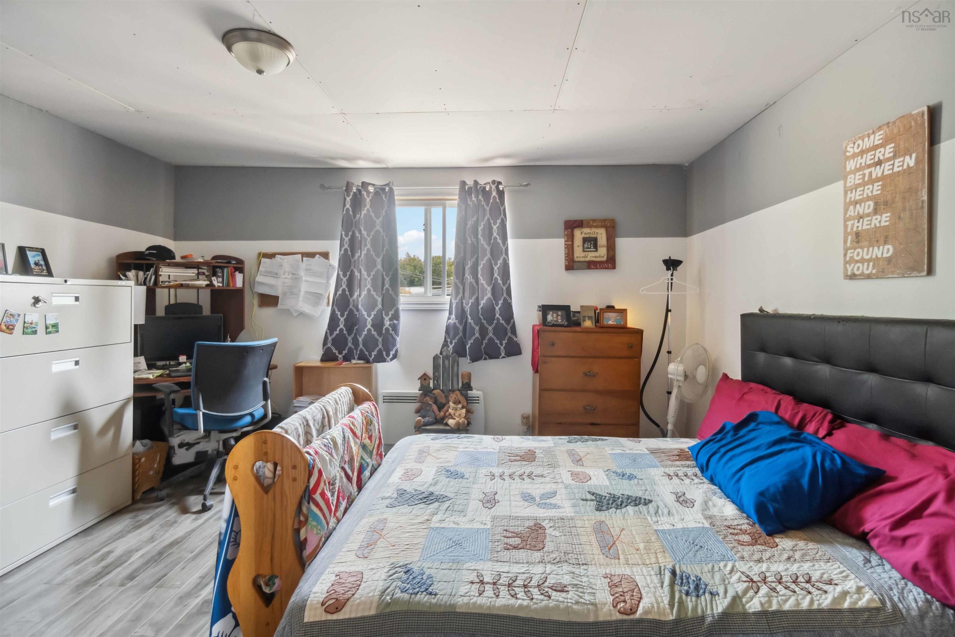 $435,000.00: 9904 Highway 221, Canning