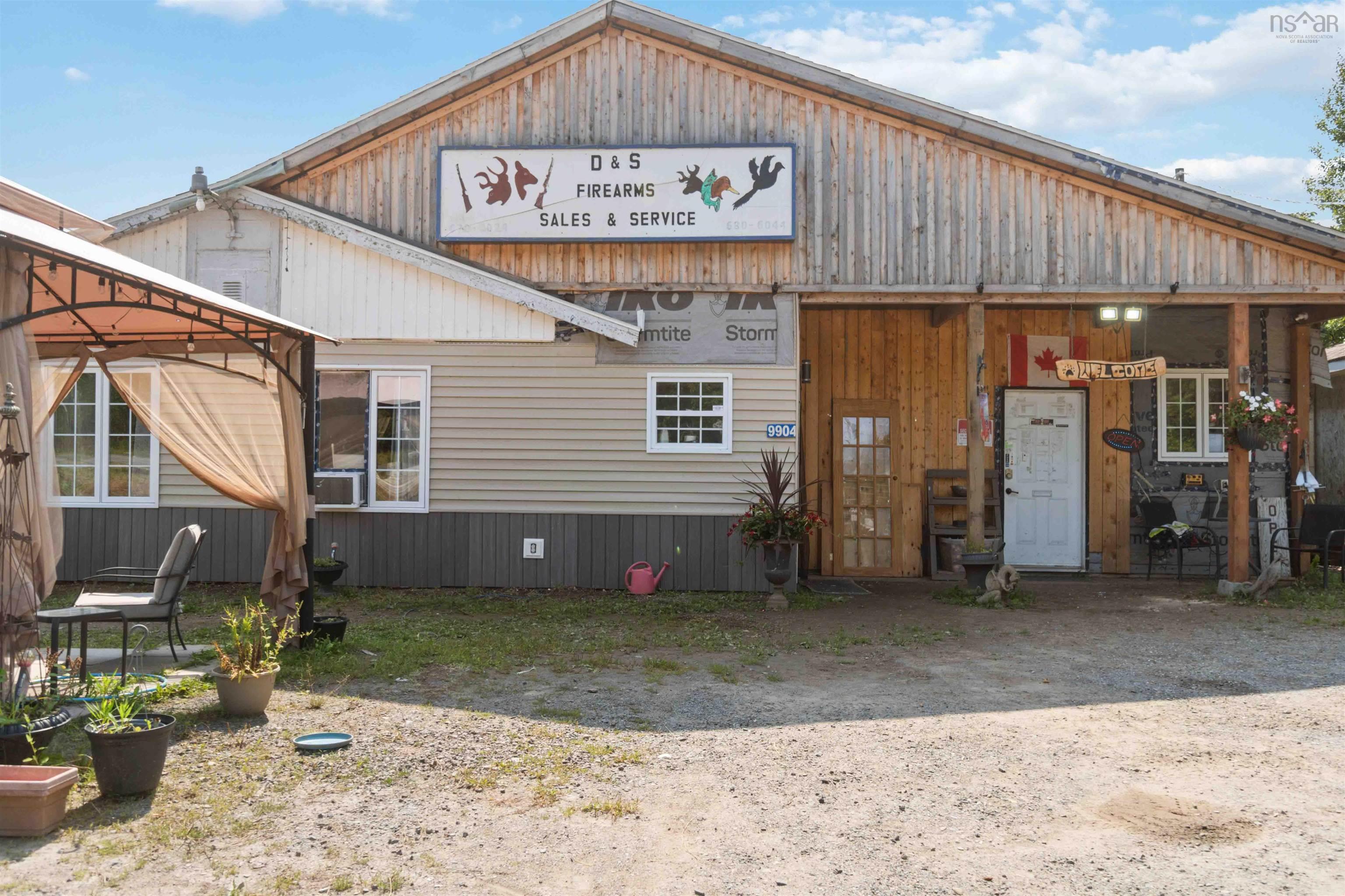 $435,000.00: 9904 Highway 221, Canning
