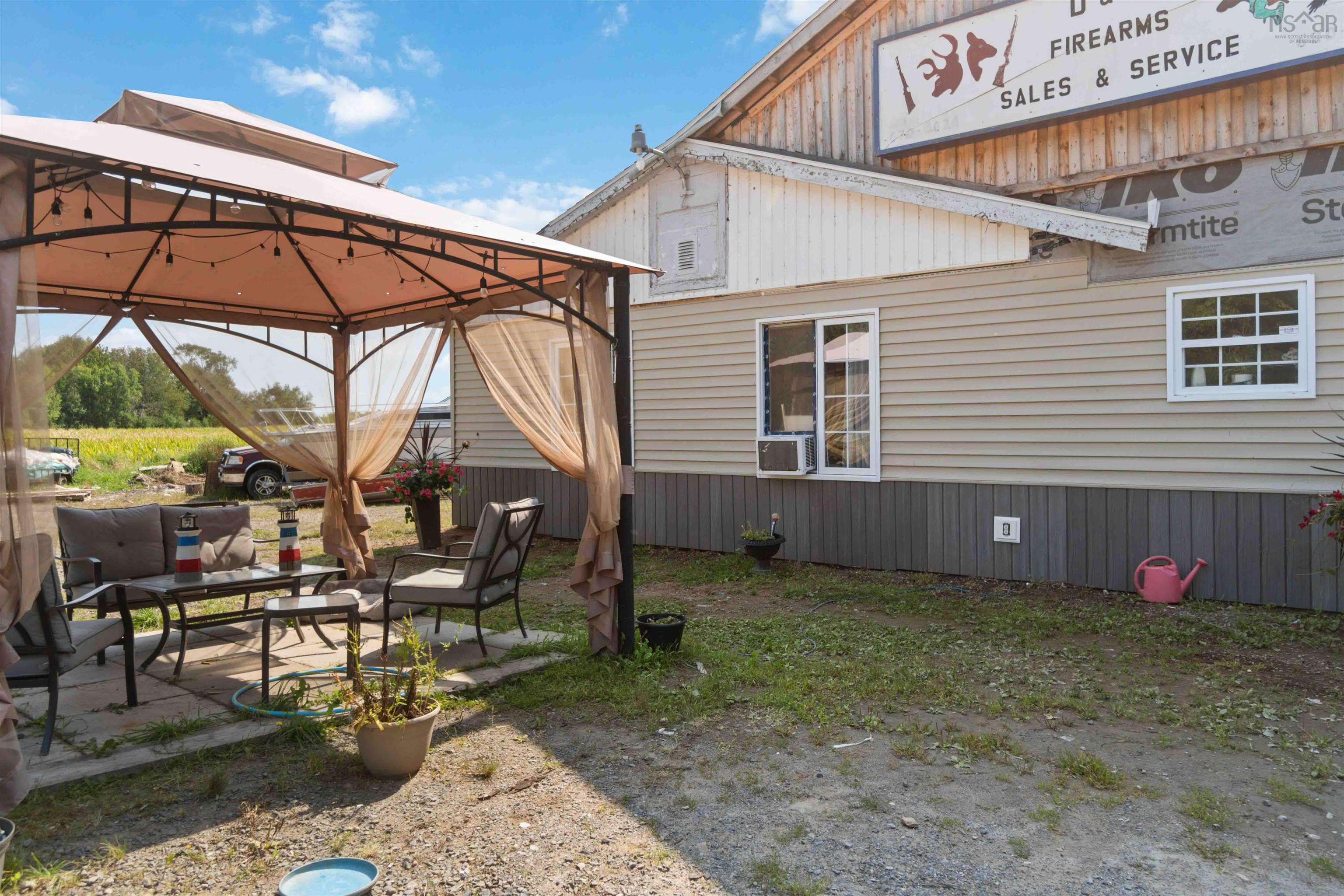 $435,000.00: 9904 Highway 221, Canning