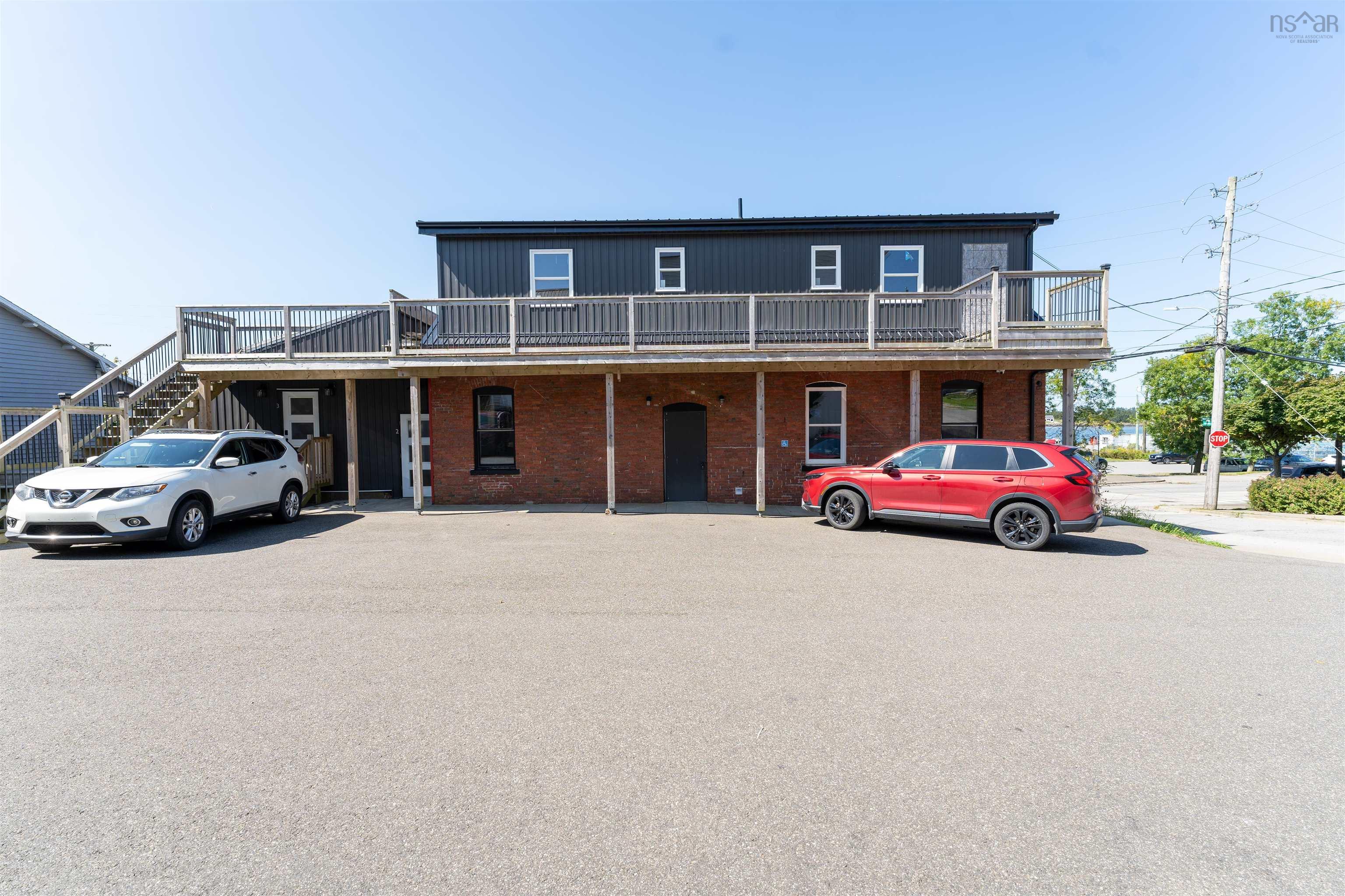$450,000.00: 1 Jenkins Street, Yarmouth