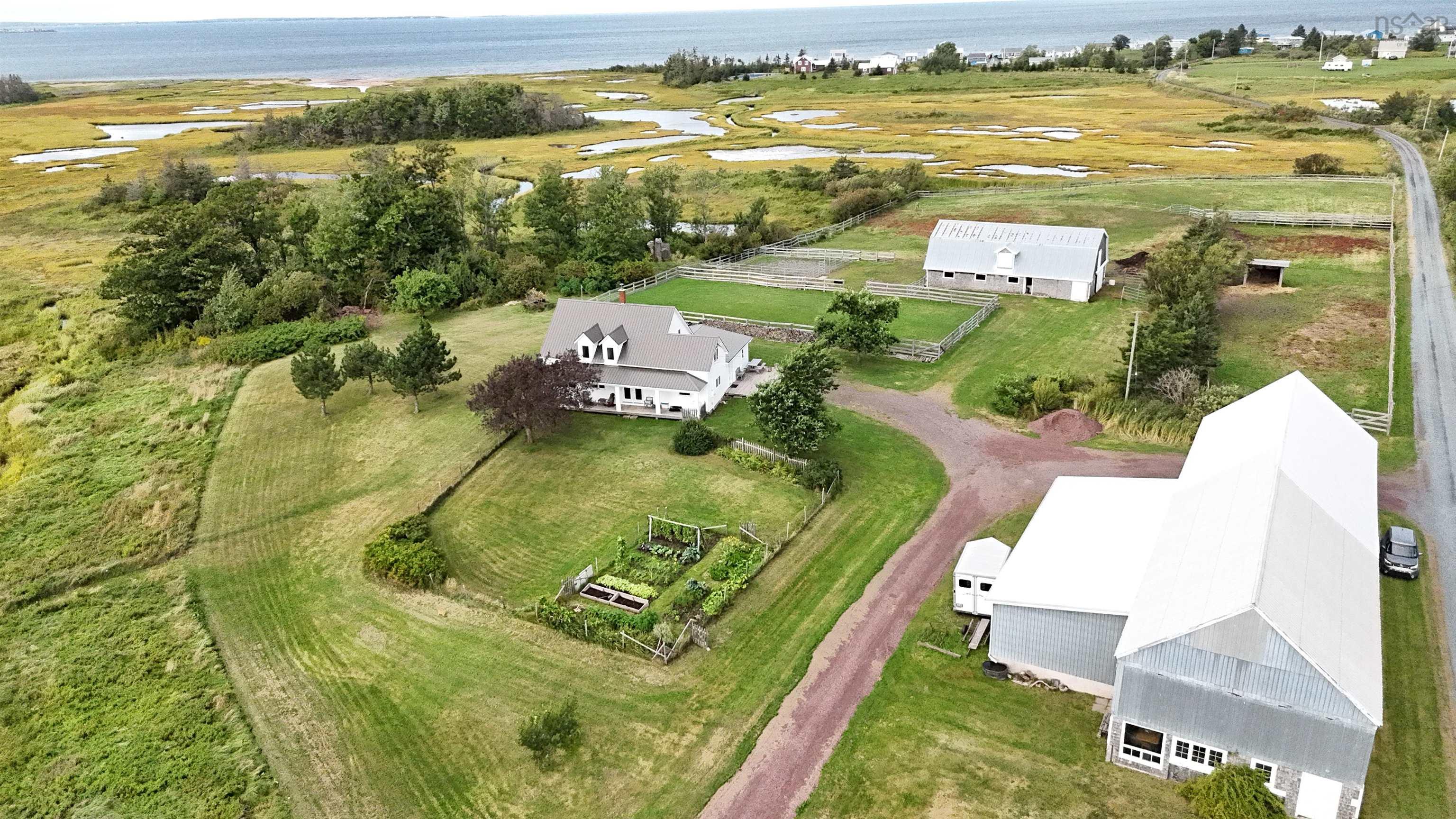 $450,000.00: 803 6 Highway, Marshville