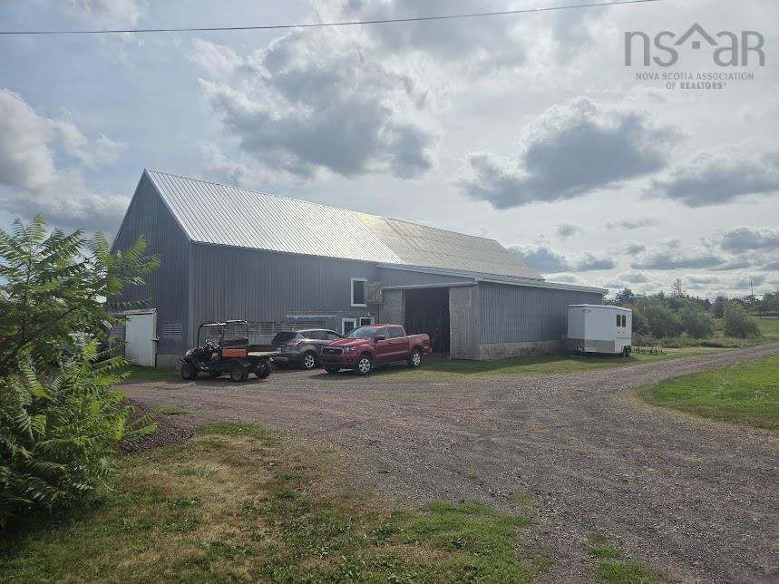 $650,000.00: 803 6 Highway, Marshville