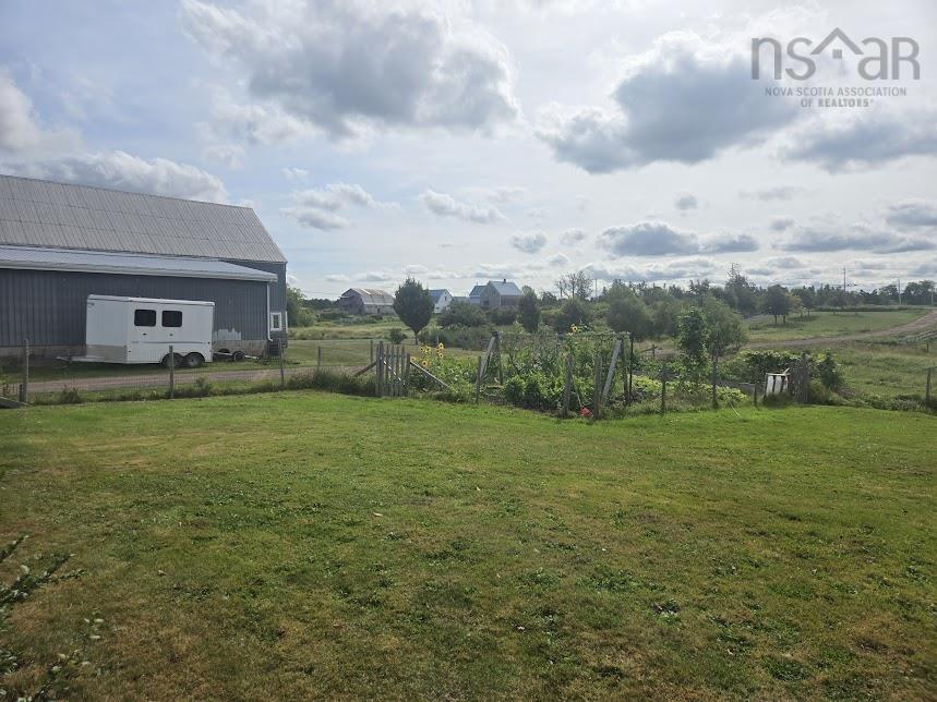 $650,000.00: 803 6 Highway, Marshville