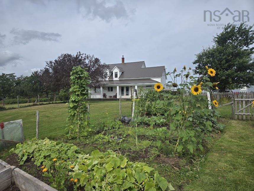 $650,000.00: 803 6 Highway, Marshville