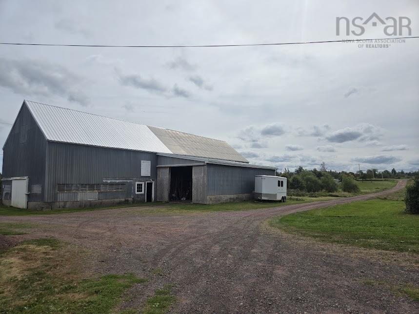 $650,000.00: 803 6 Highway, Marshville