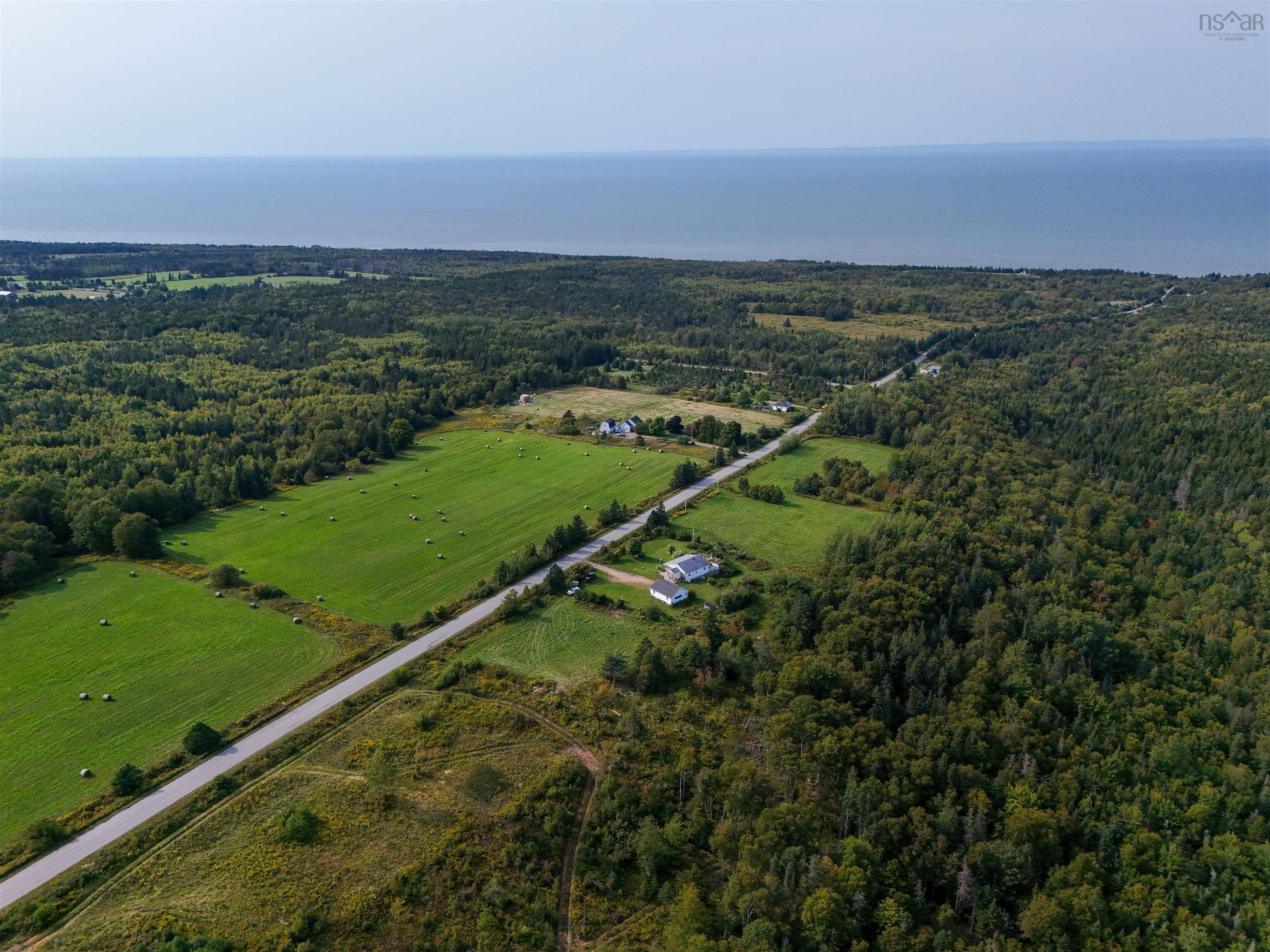 $649,900.00: 316 Brinton Road, Port Lorne
