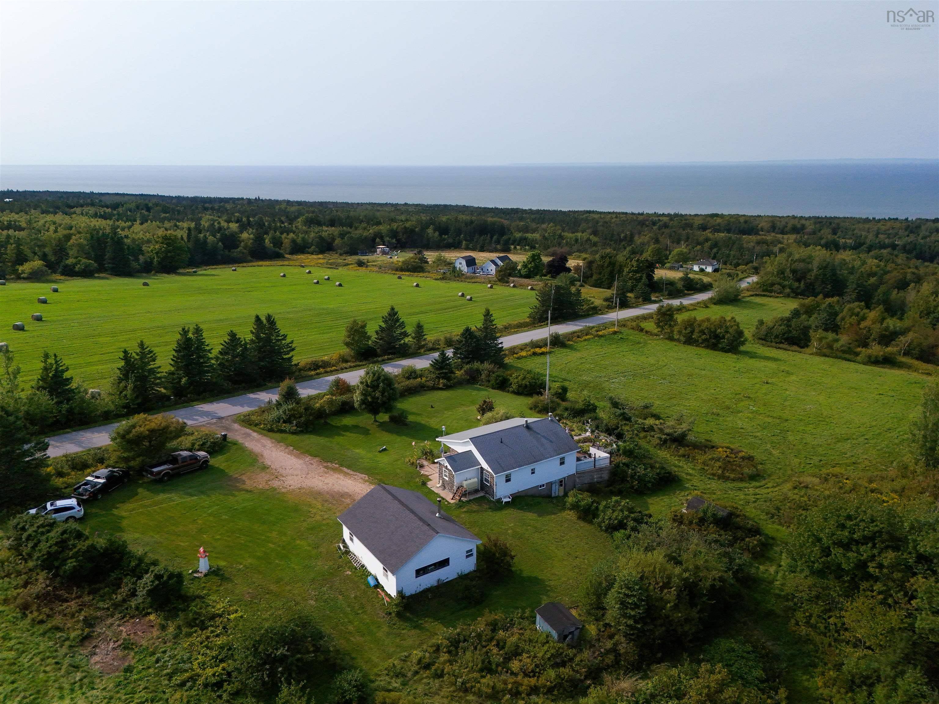 $649,900.00: 316 Brinton Road, Port Lorne