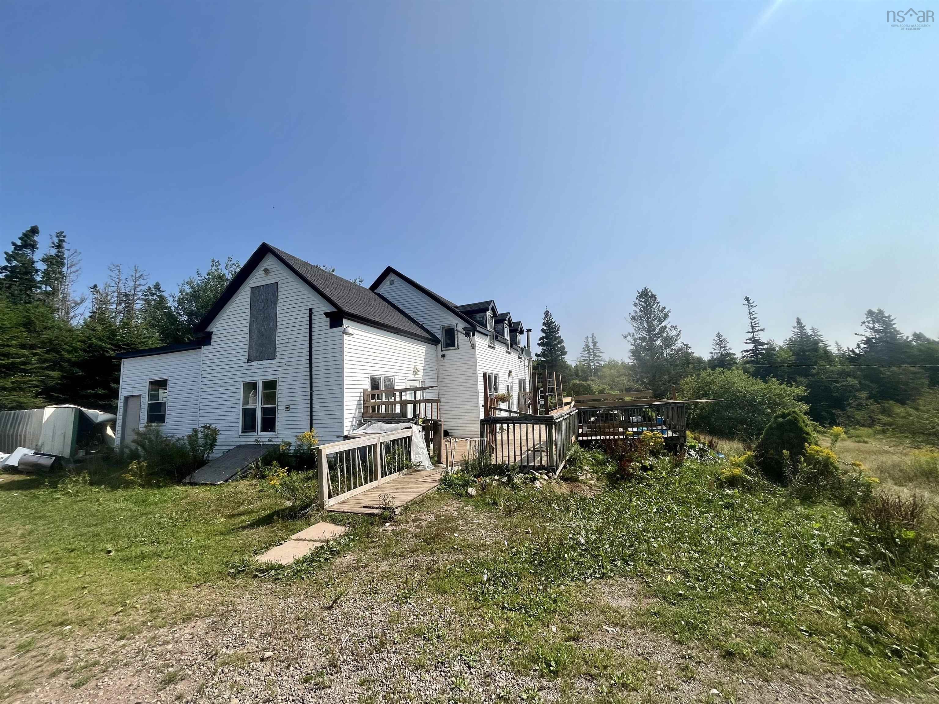 $289,000.00: 1520 Back Road, River Bourgeois