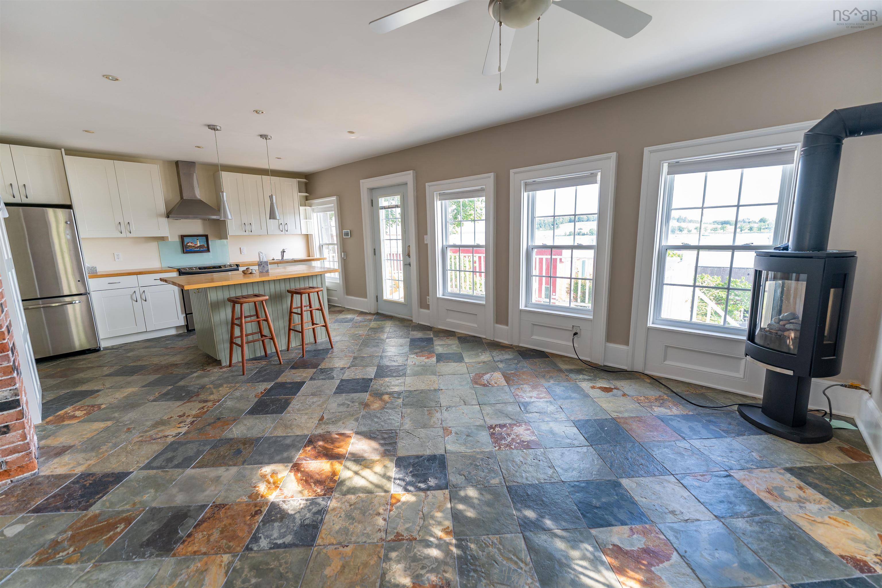 $795,000.00: 44 Montague Street, Lunenburg