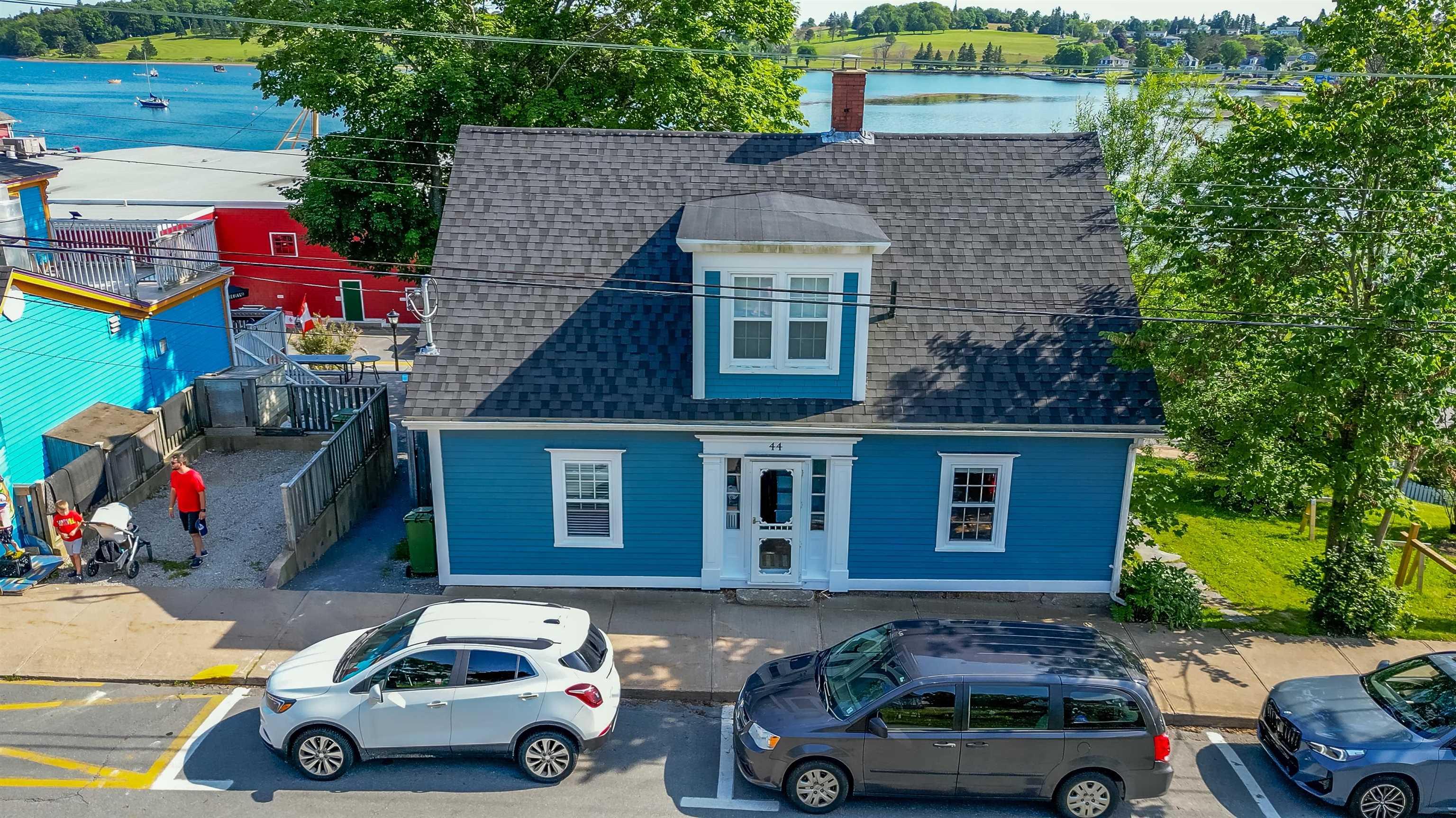 $795,000.00: 44 Montague Street, Lunenburg