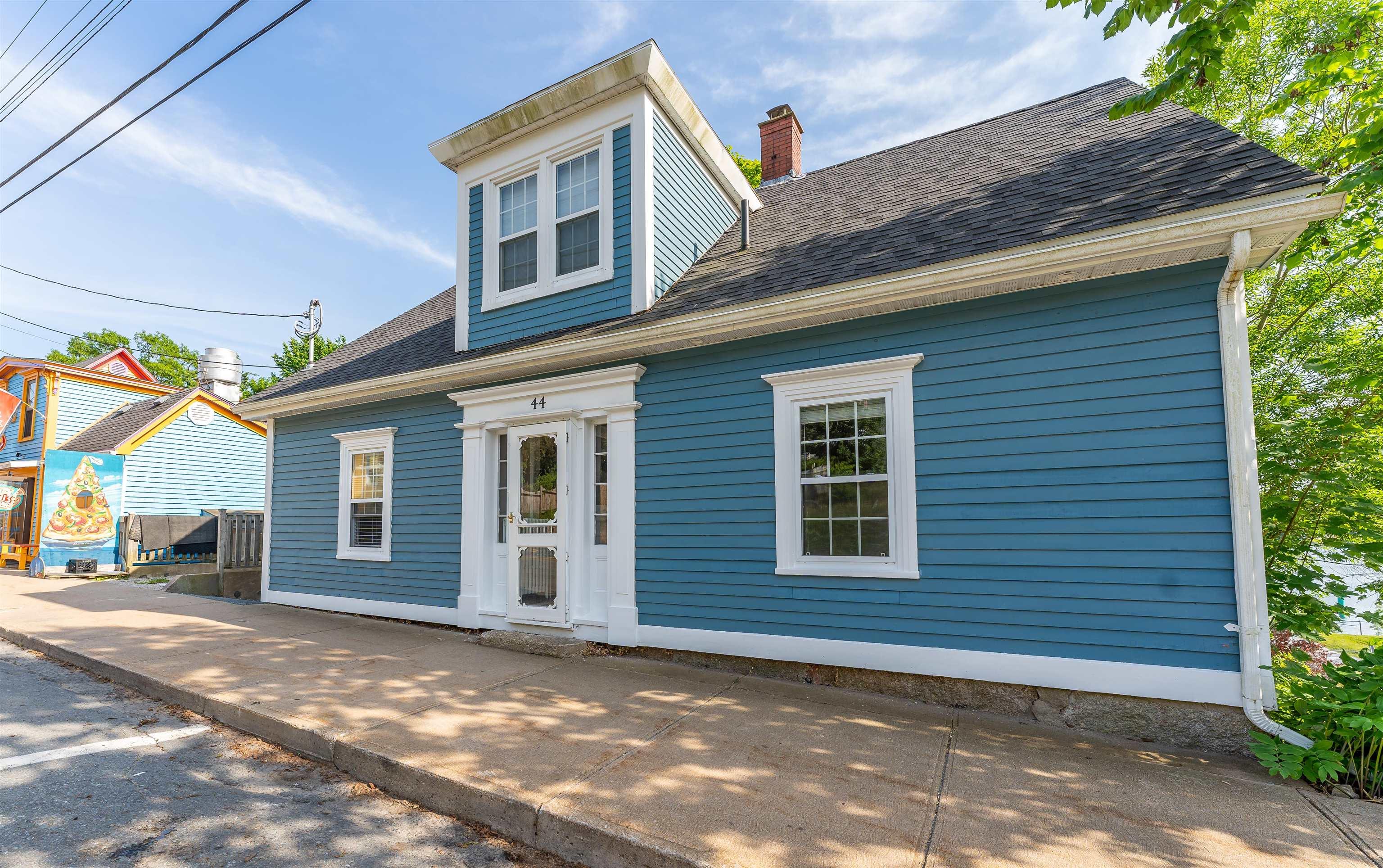 $795,000.00: 44 Montague Street, Lunenburg