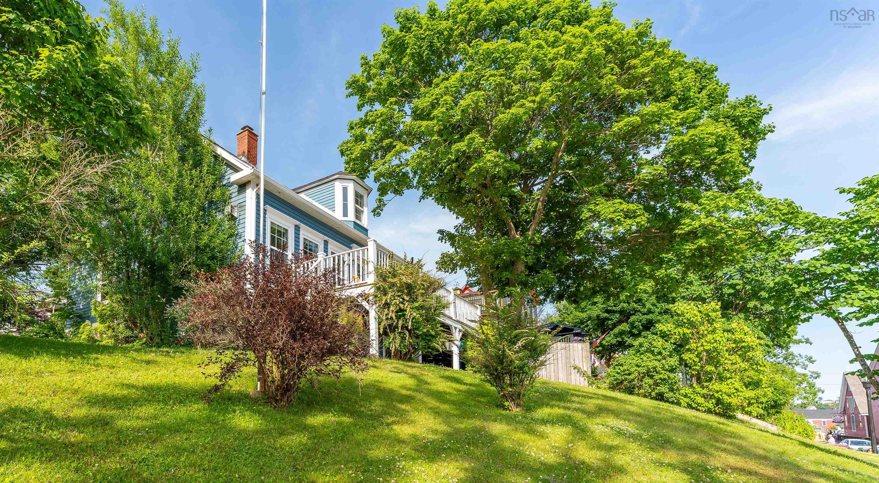 $795,000.00: 44 Montague Street, Lunenburg