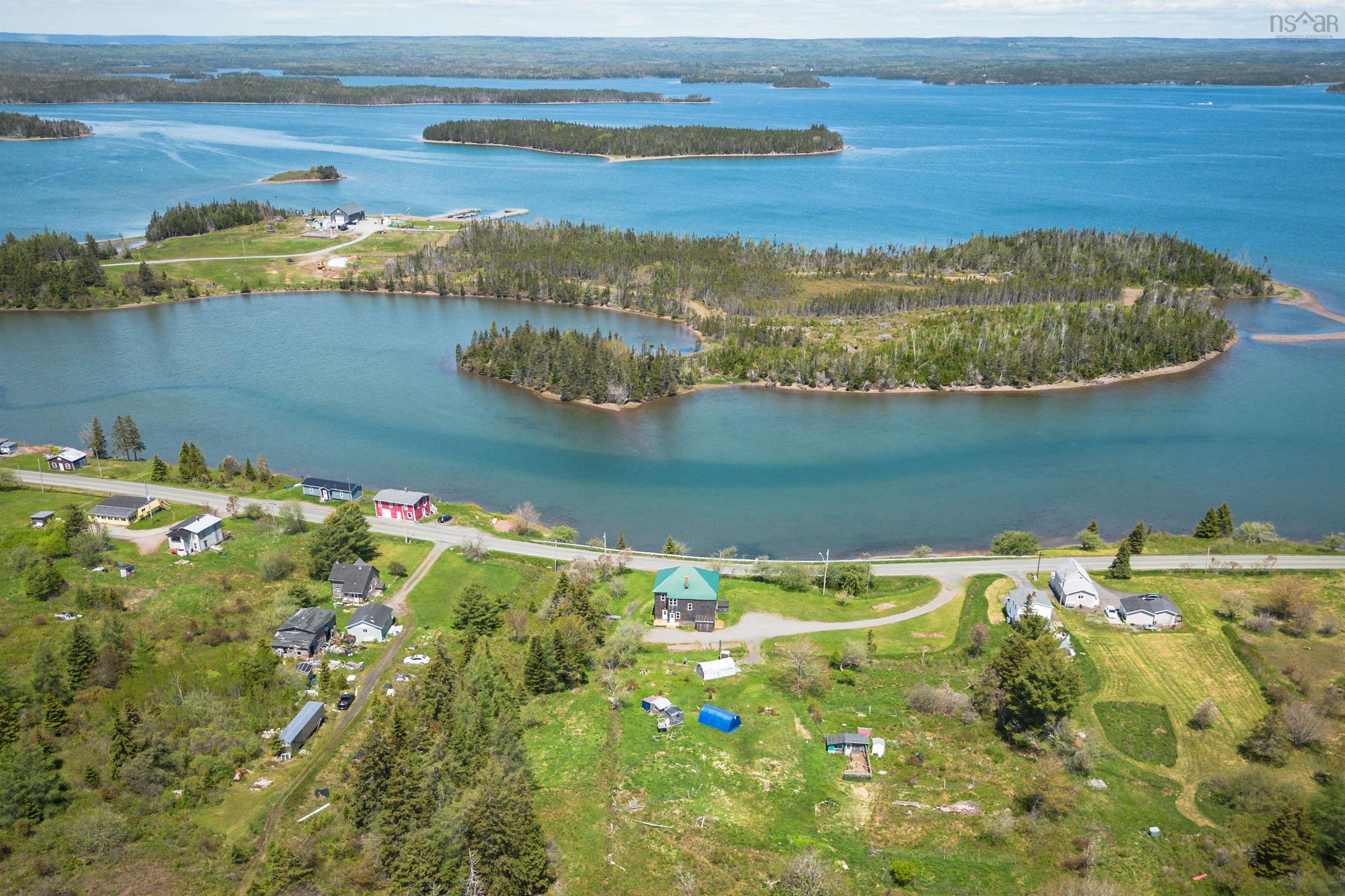 $320,000.00: 2714 Highway 320, Poulamon