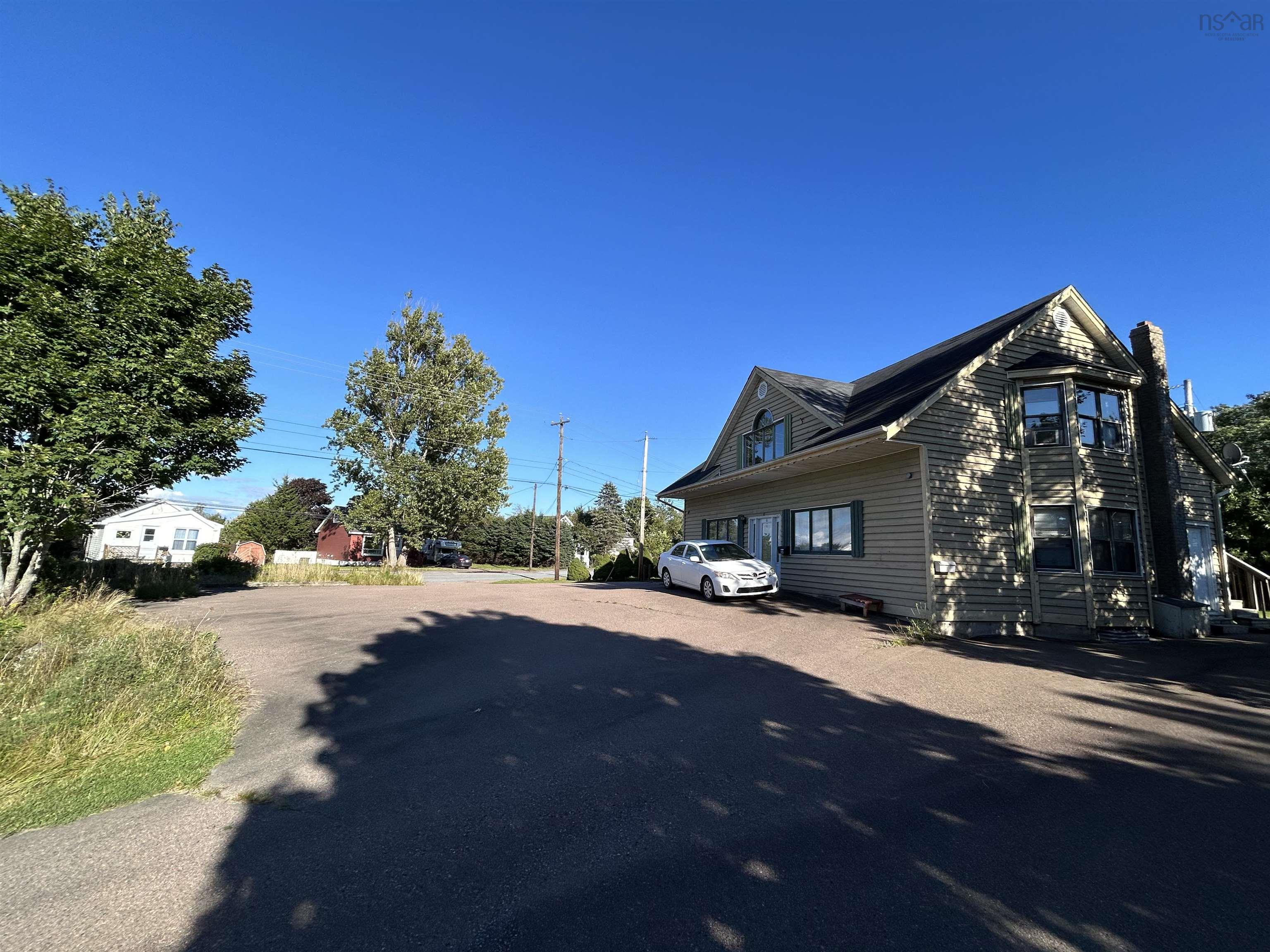 $375,000.00: 2A/B Wellington Court, Truro