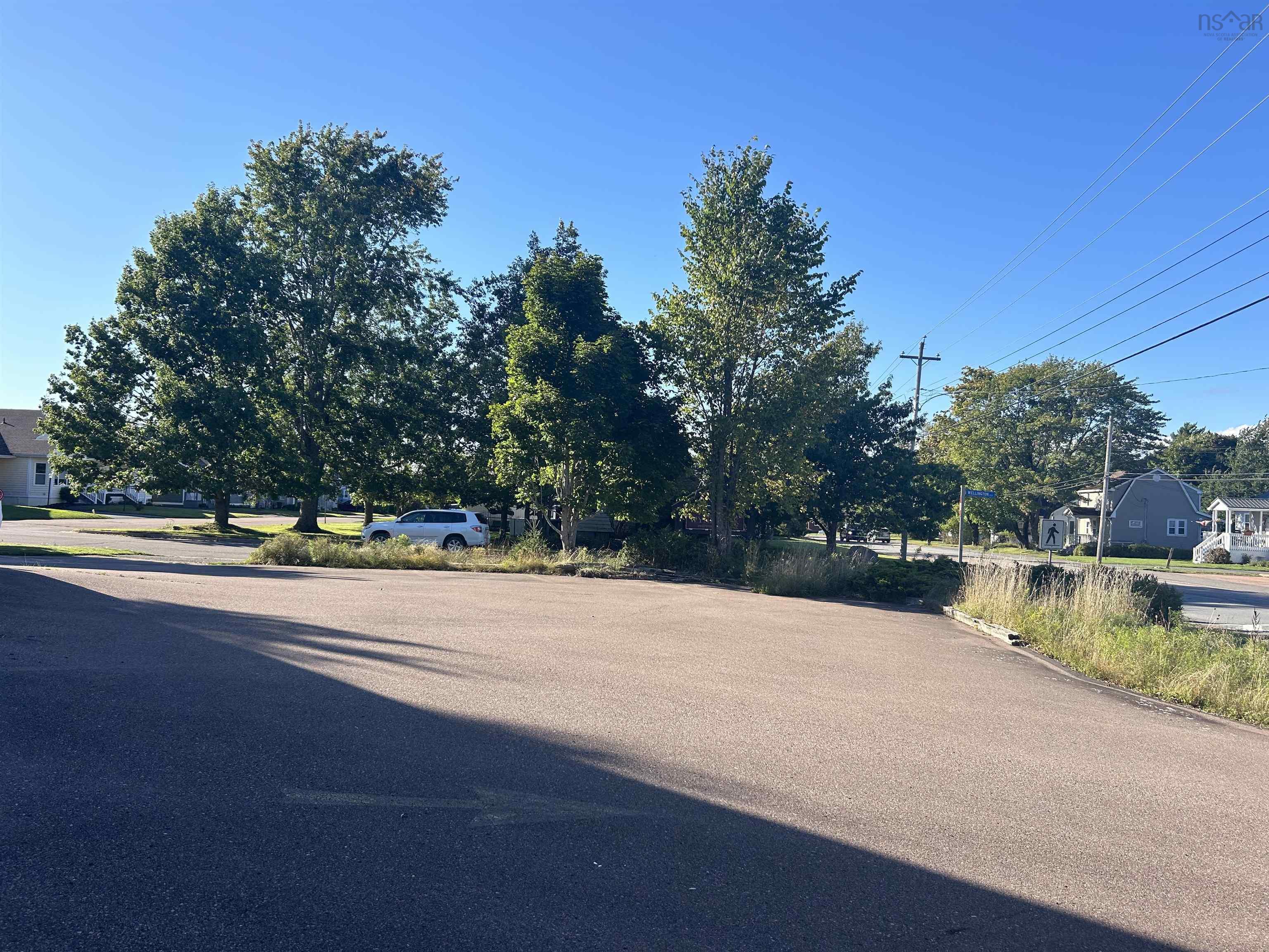 $375,000.00: 2A/B Wellington Court, Truro