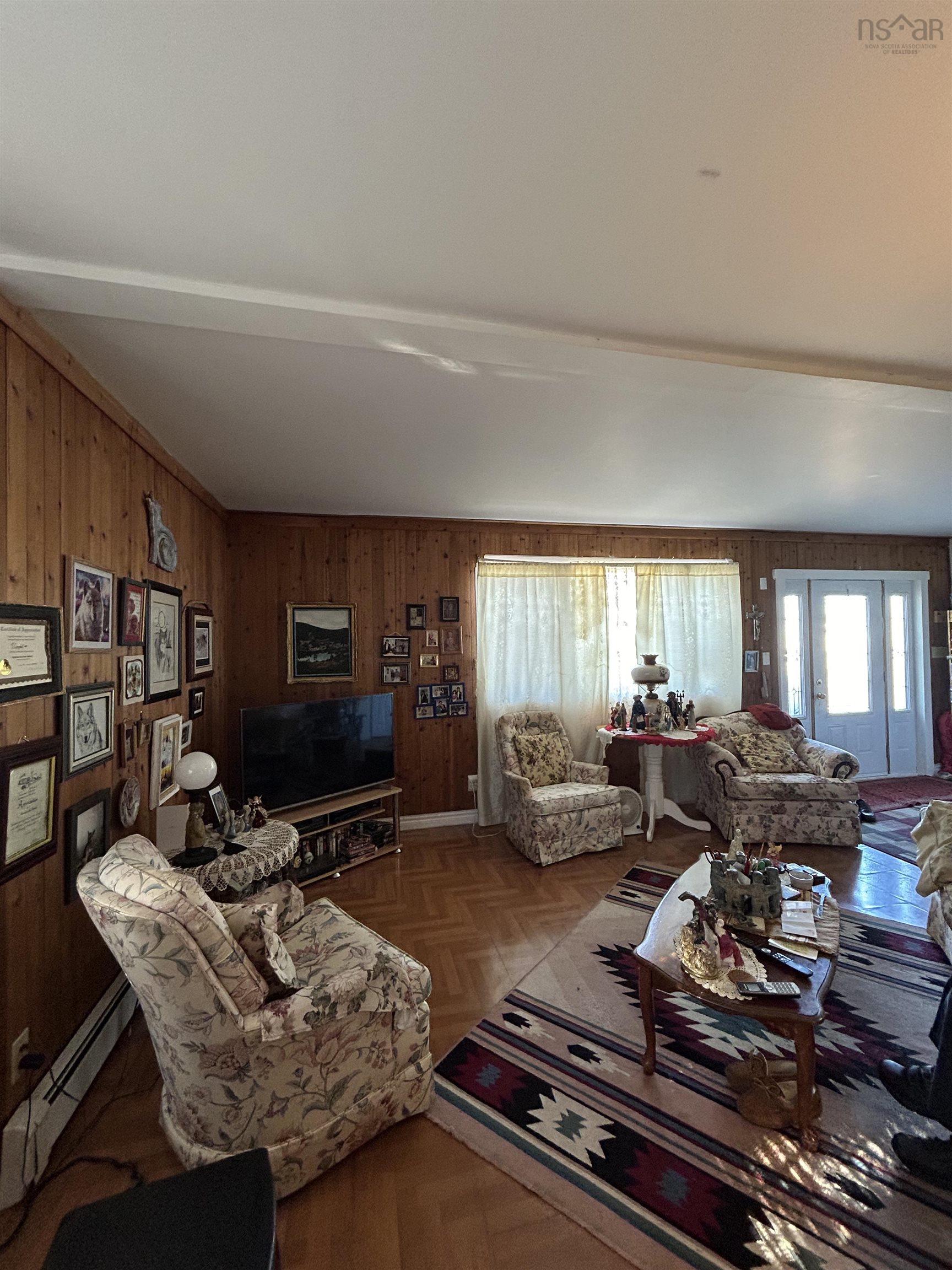 $375,000.00: 2A/B Wellington Court, Truro