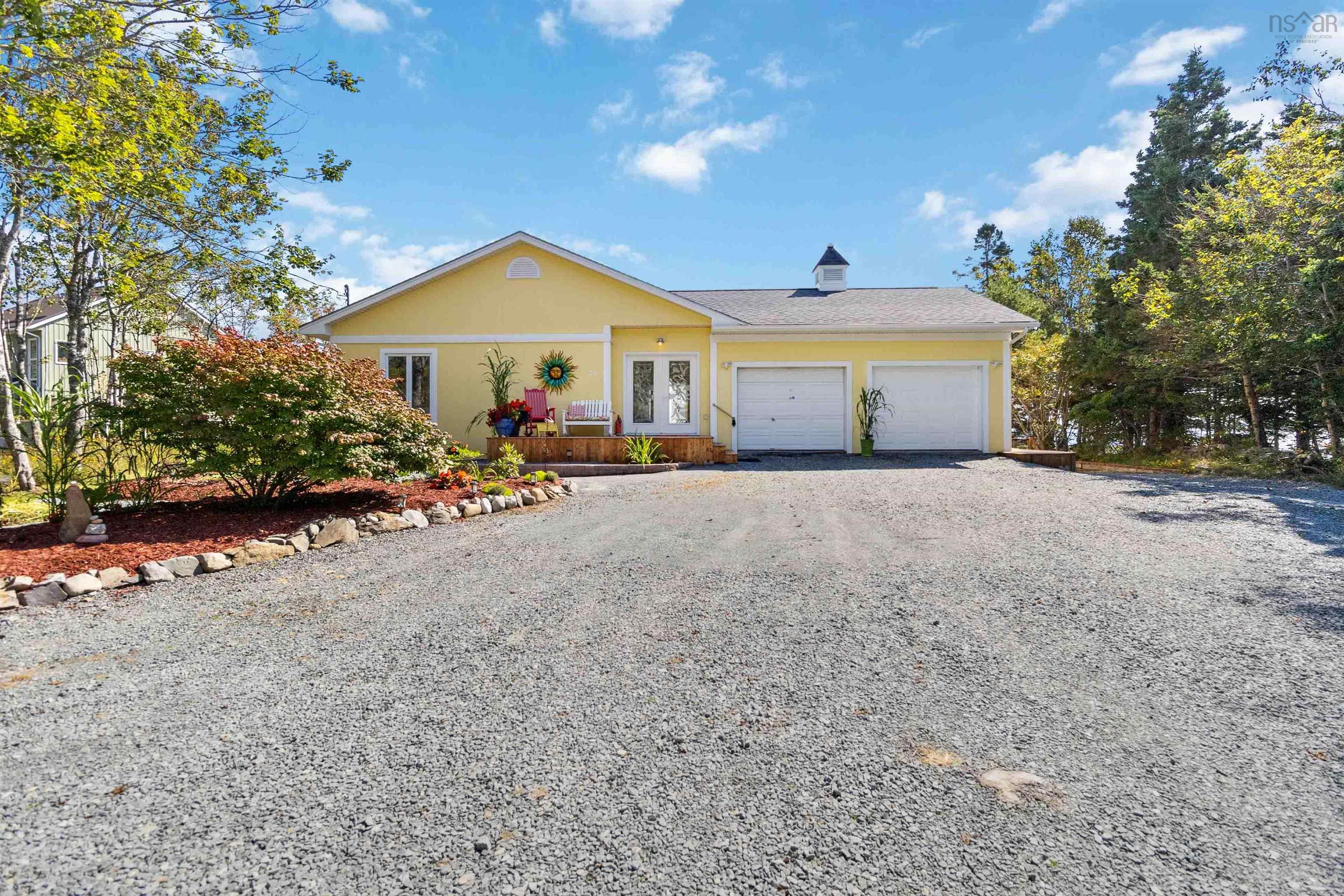 $995,000.00: 79 Five Rivers Drive, White Point