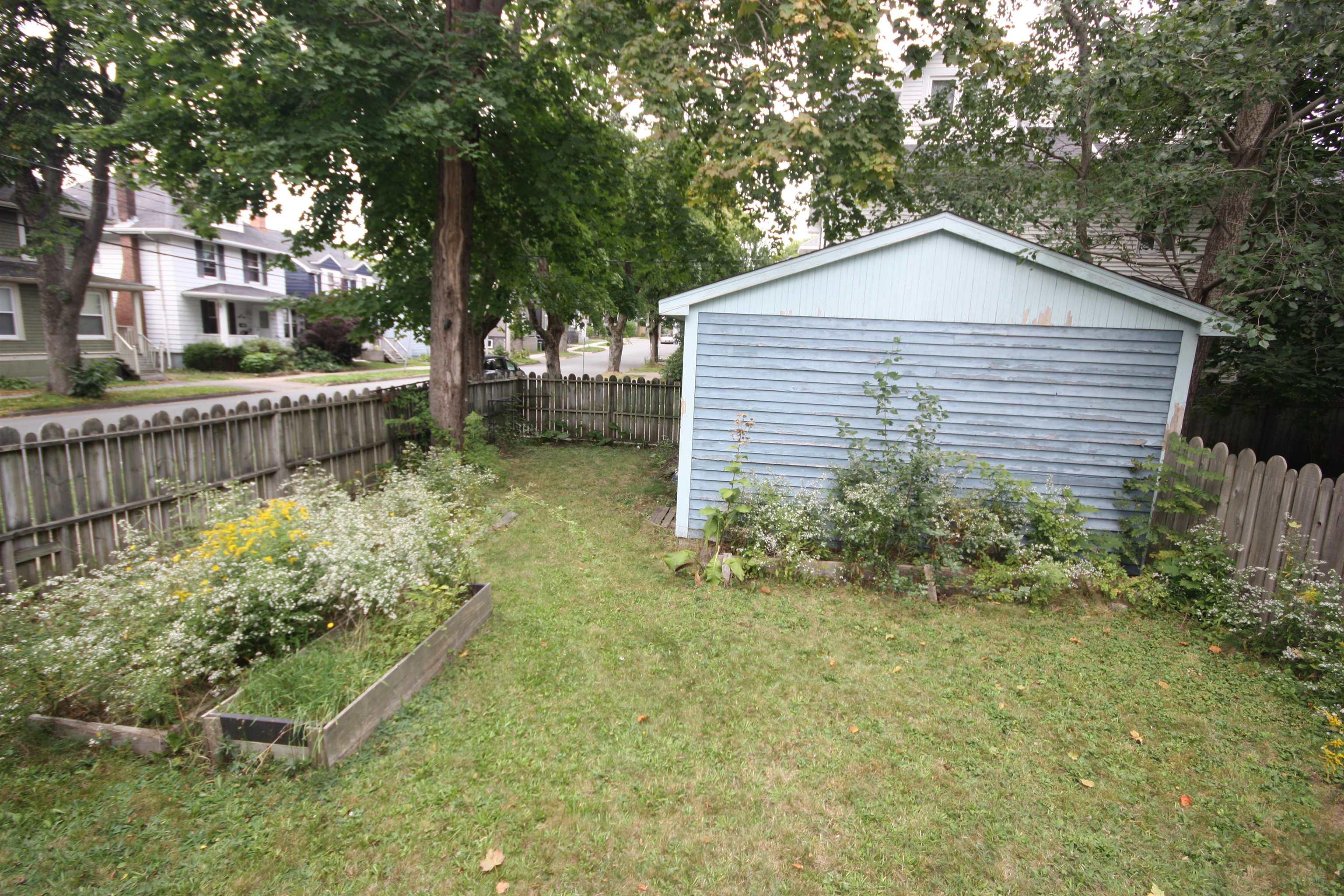 $950,000.00: 6203 Jubilee Road, Halifax